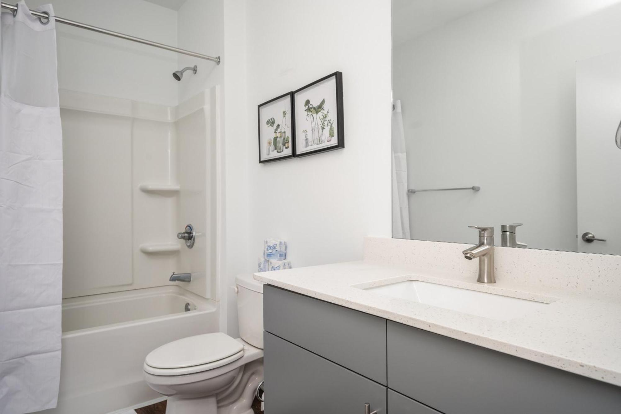Luxury 1b1b With Balcony Downtown 542blvd * Atlanta