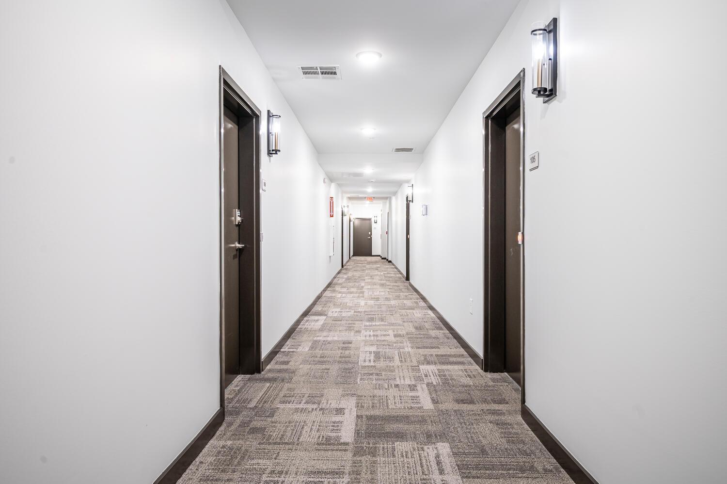 Holiday home Luxury 1b1b With Balcony Downtown 542blvd *
