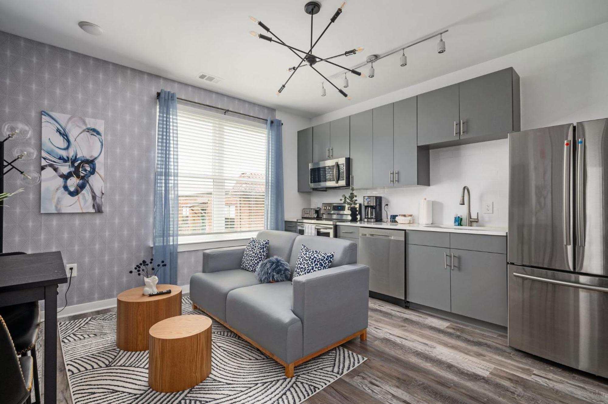Luxury 1b1b With Balcony Downtown 542blvd Atlanta