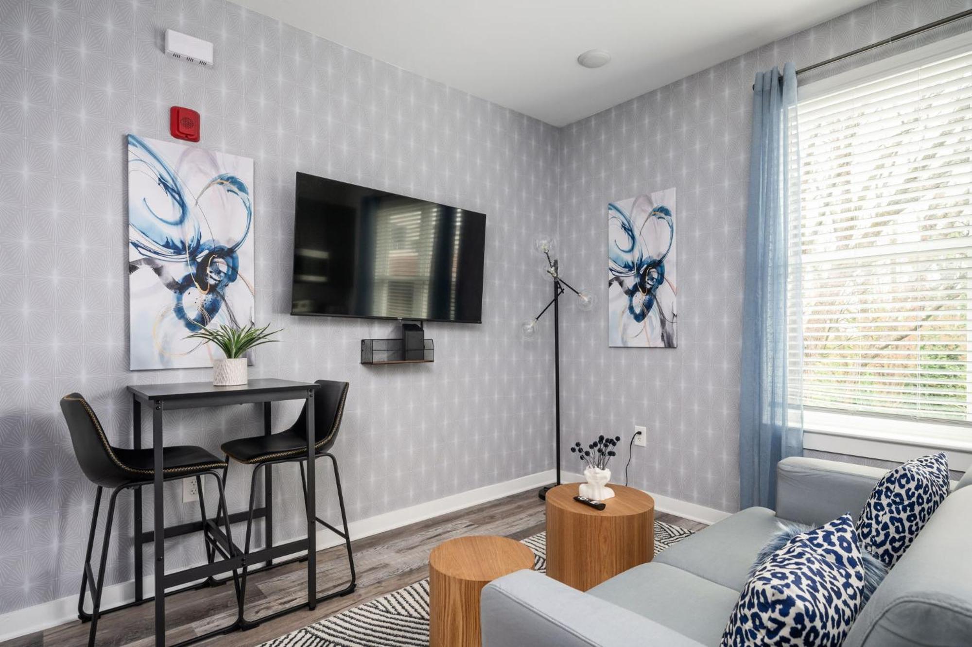Luxury 1b1b With Balcony Downtown 542blvd Holiday home Atlanta