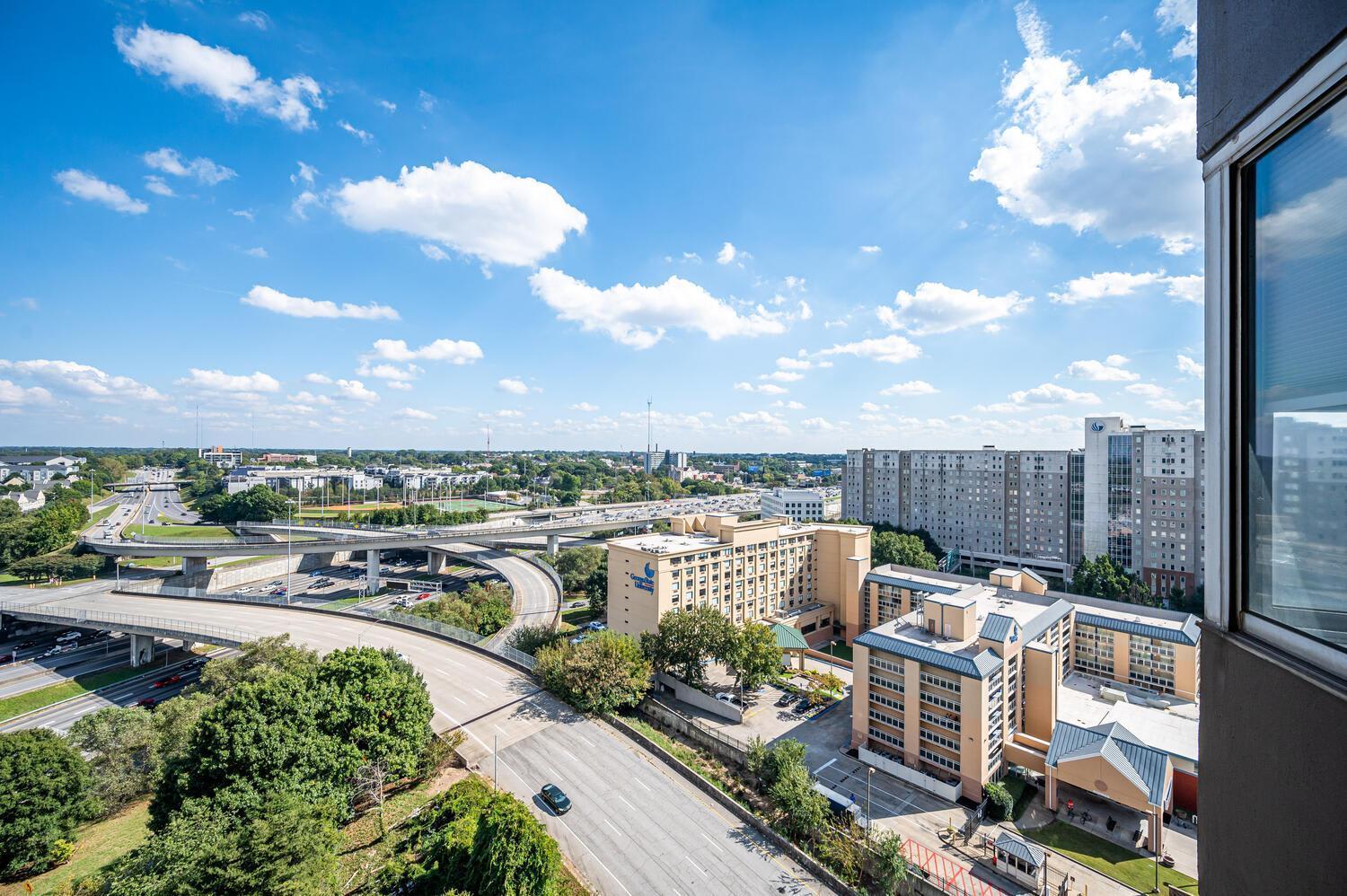 Apartment View Newly Renovated 5 Beds With Free Parking Lm406 *