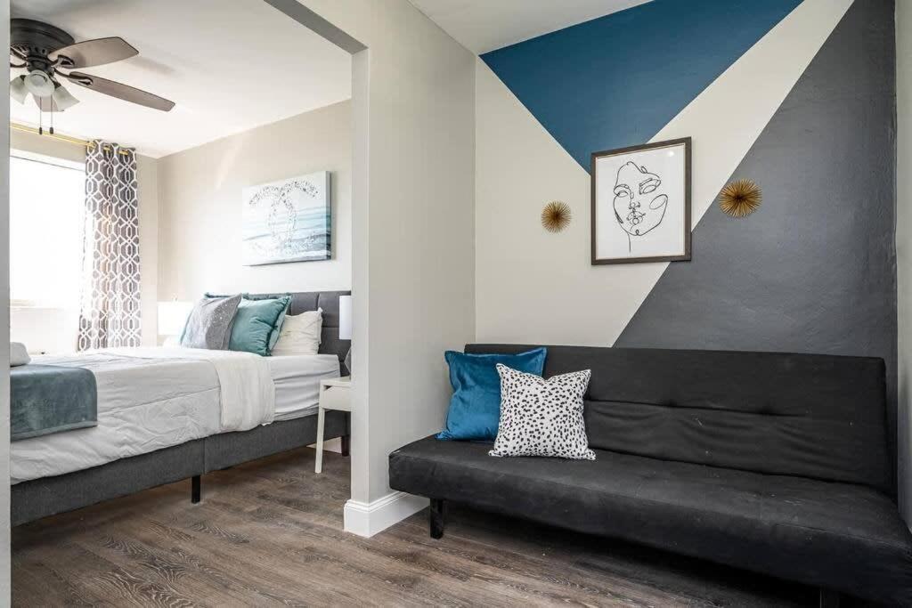 Holiday home Downtown Onsite Parking Lm1505