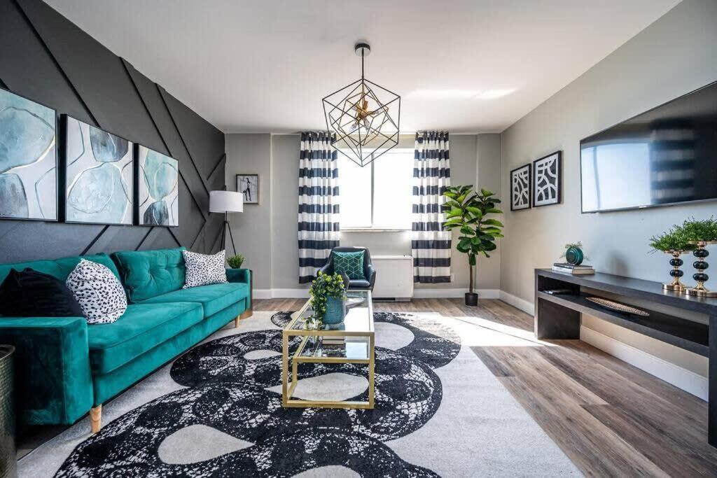 Downtown Onsite Parking Lm1505 Holiday home