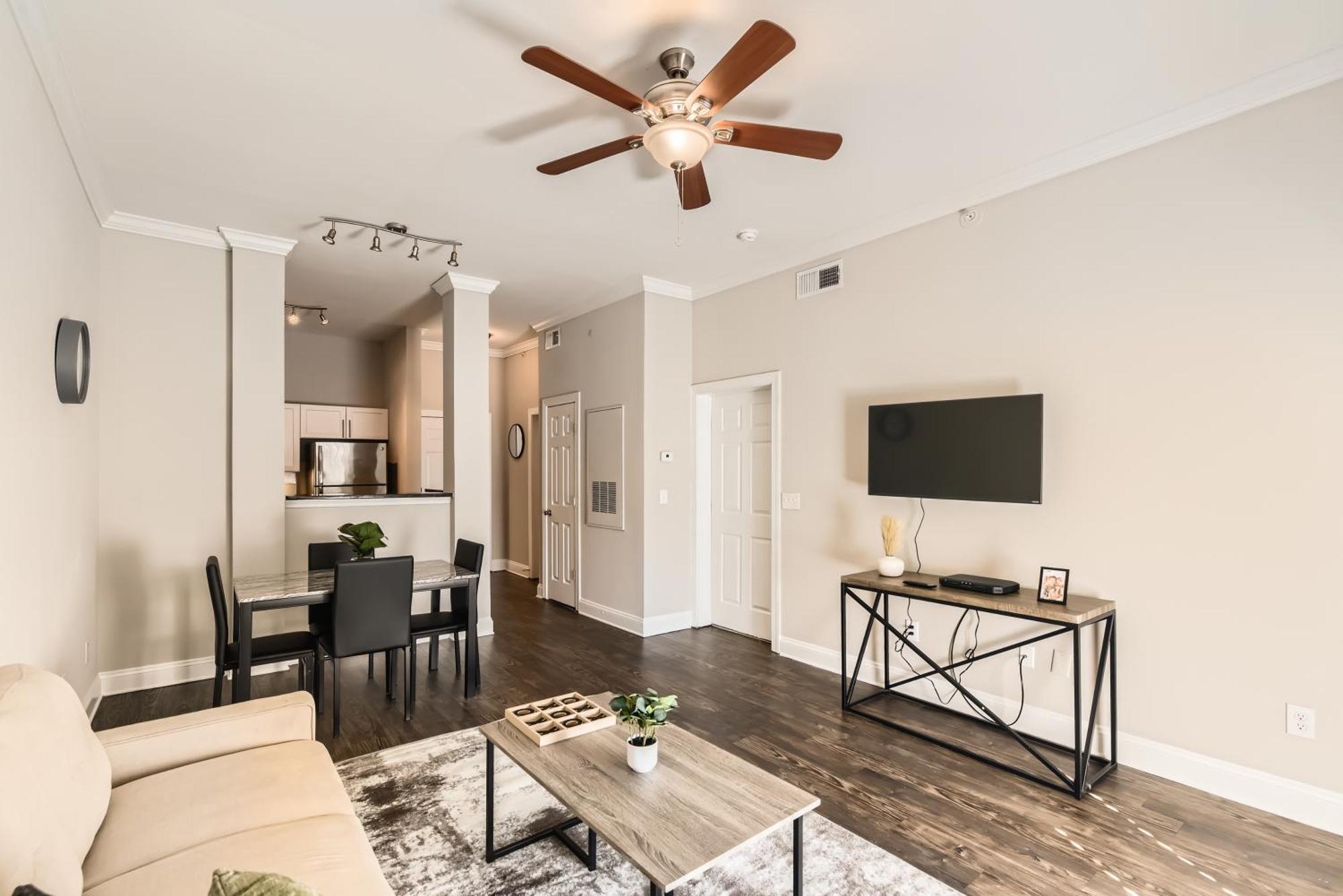 Crest At Midtown 4603 L 1 Bedroom 1 Bathroom *