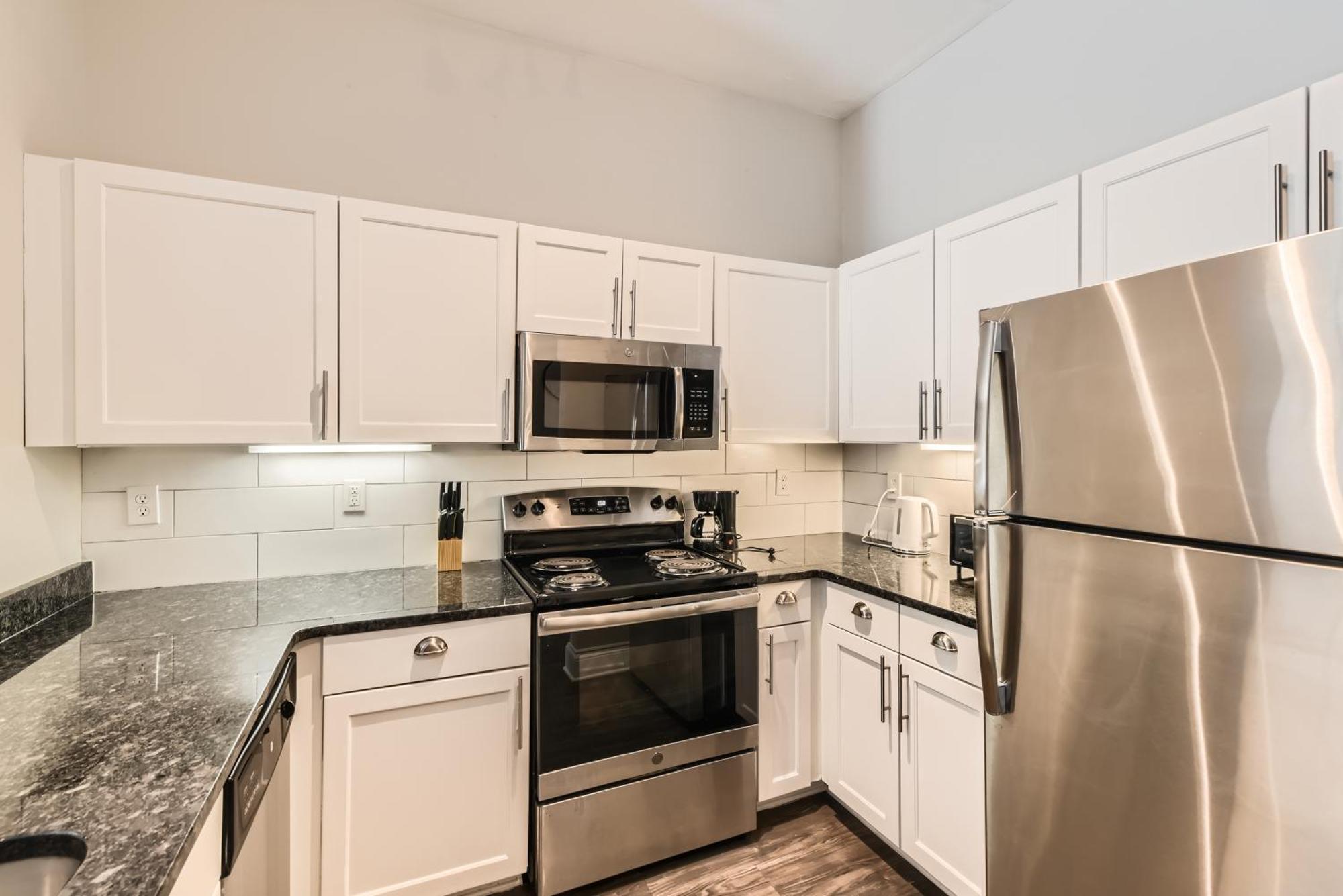 Crest At Midtown 4603 L 1 Bedroom 1 Bathroom Apartment Atlanta