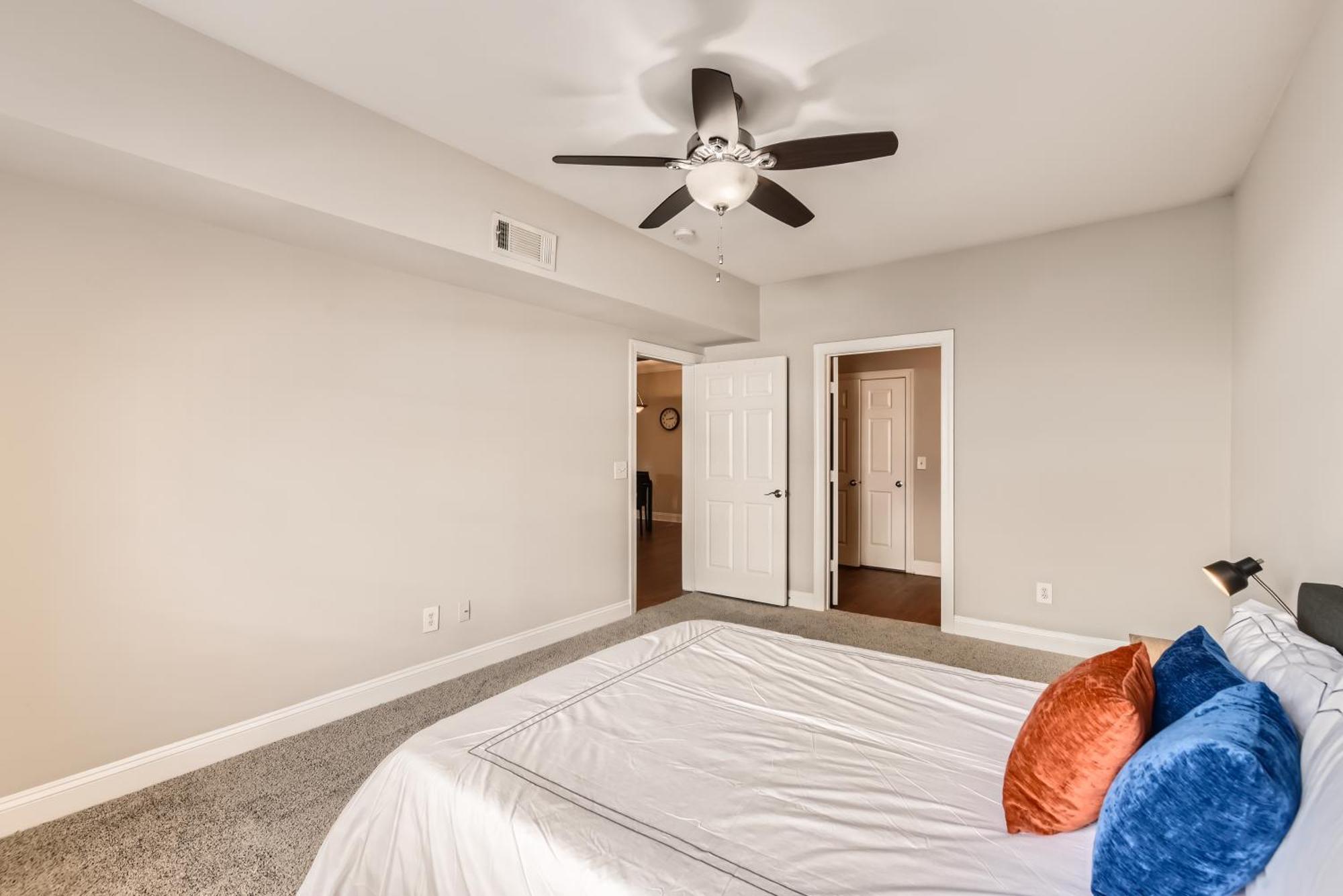 Crest At Midtown 1525 L 2 Bedroom 2 Bath Atlanta