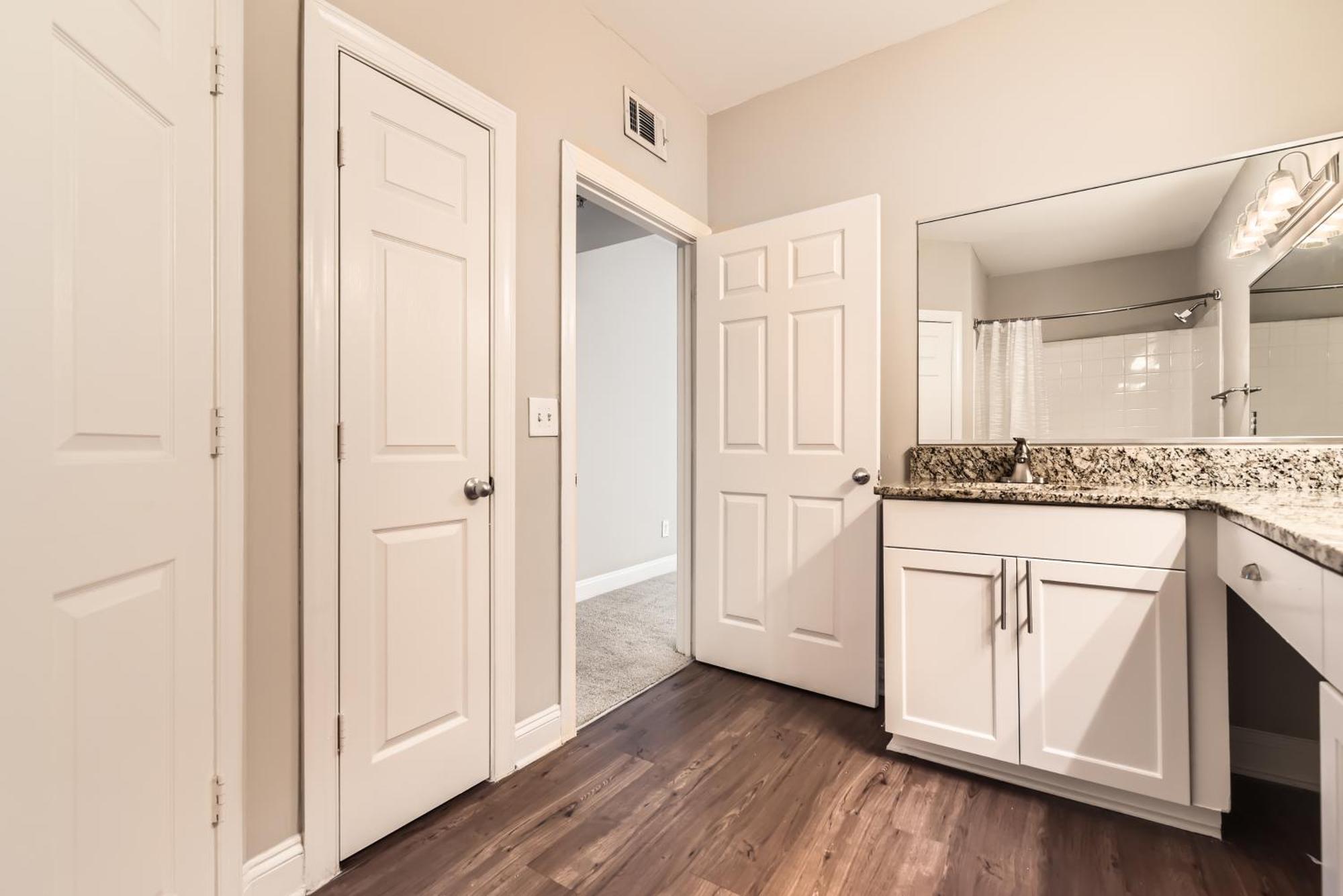 Crest At Midtown 1525 L 2 Bedroom 2 Bath Apartment Atlanta