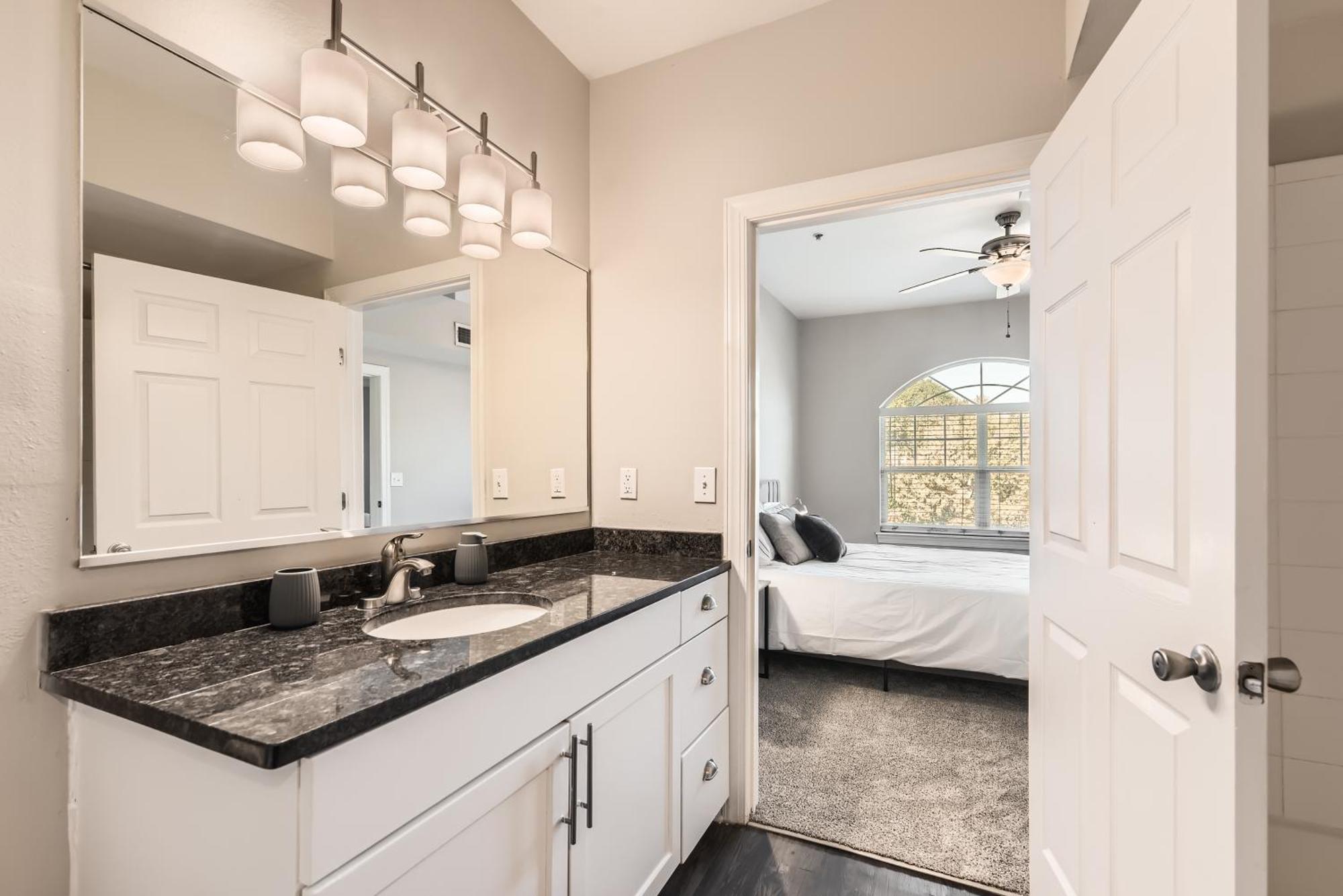Crest At Midtown 1413 L 1 Bedroom 1 Bathroom Apartment Atlanta