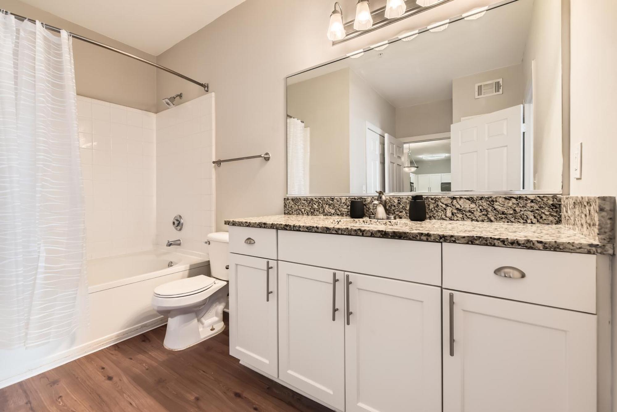 Crest At Midtown 1525 L 2 Bedroom 2 Bath *