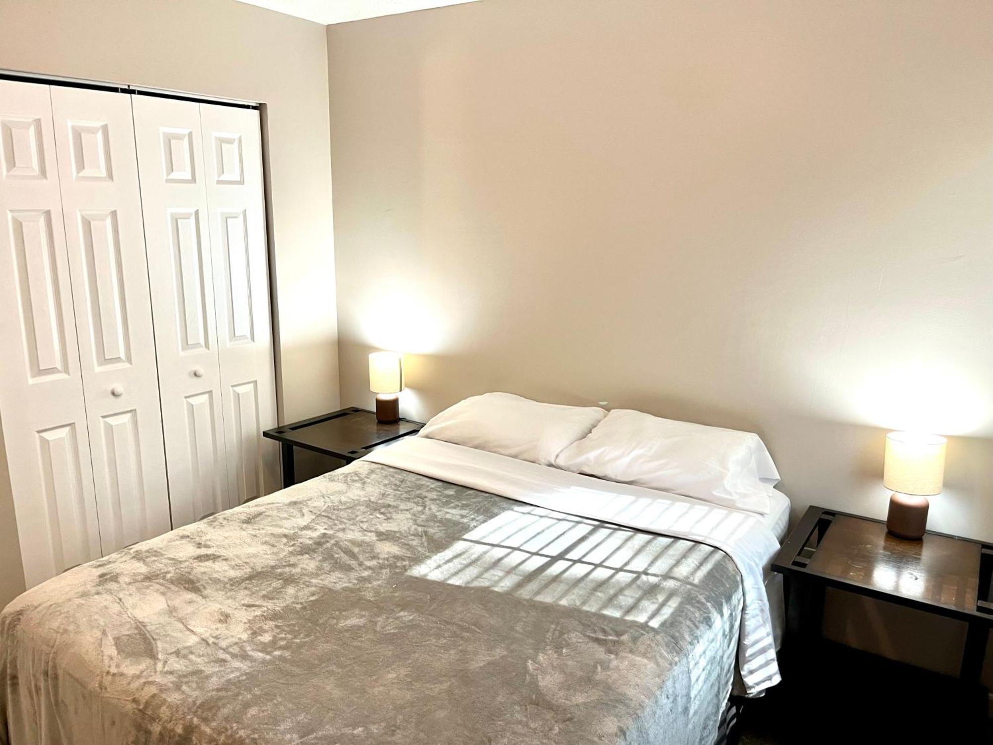 Rooms By Month Atlanta * Atlanta
