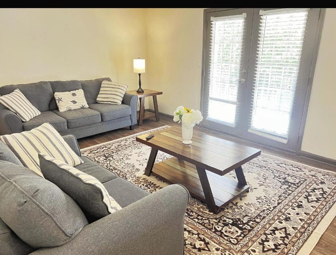 Apartment Entire Cozy 2-bedroom In Atlanta