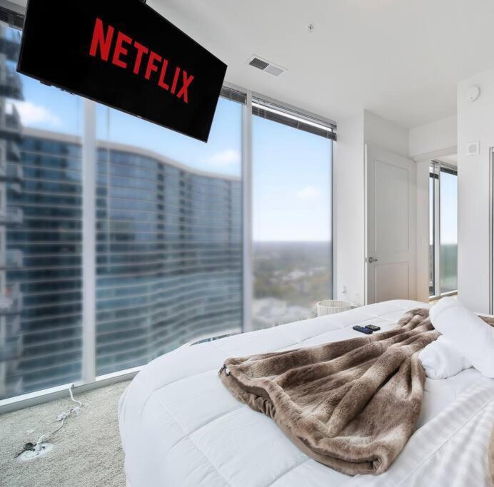 New! Luxury Champagne Towers Kingbed Freeparking Apartment *