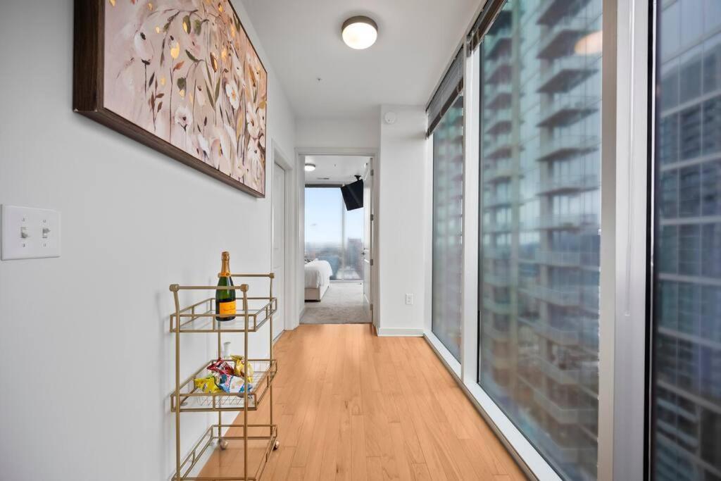 New! Luxury Champagne Towers Kingbed Freeparking *