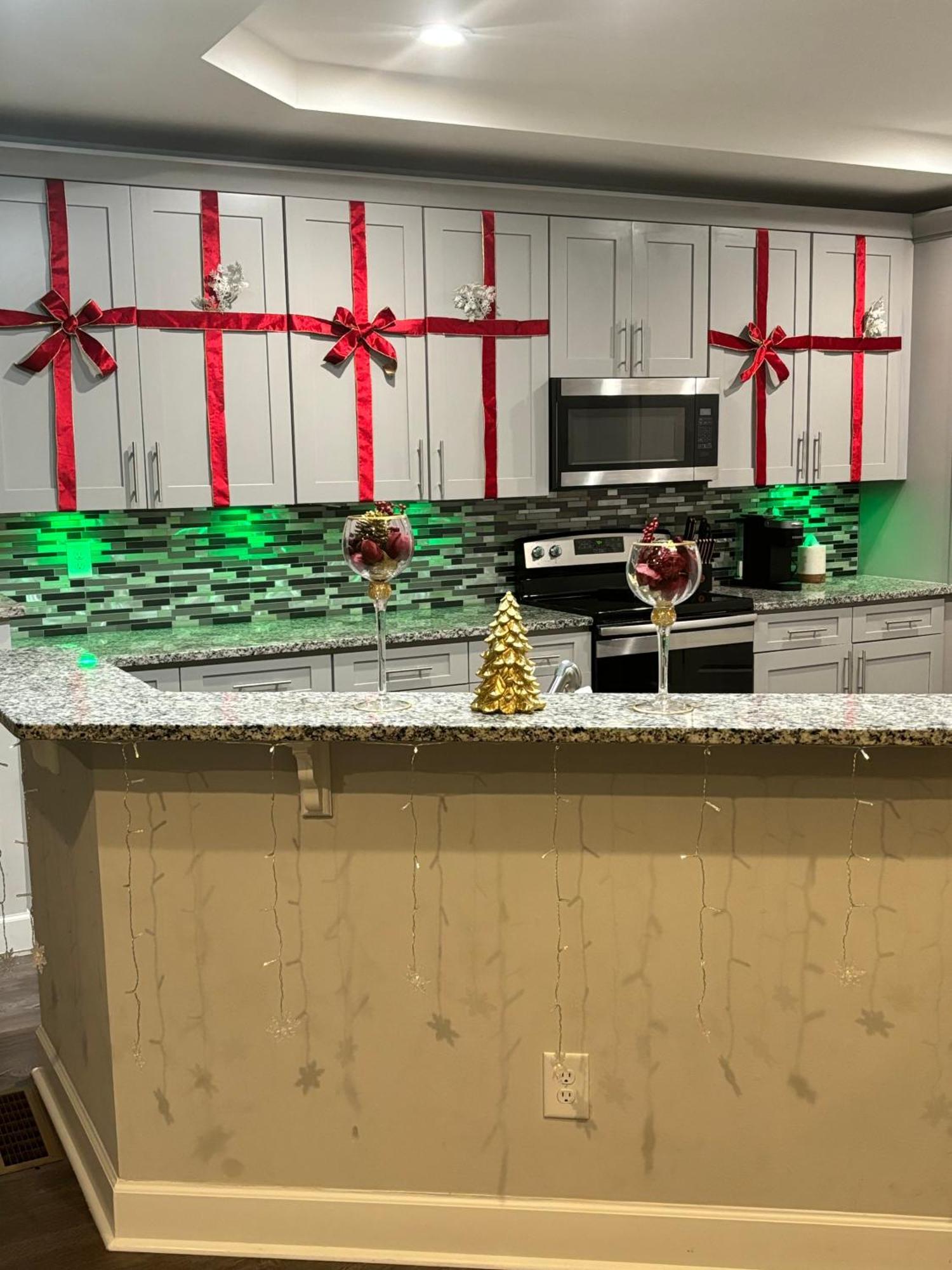 Holiday home Enjoy Mini-mansion Near Downtown And The Airport! *