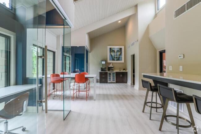 Halsten At Vinings 3006 Spacious 1 Bed 1 Bath Apartment