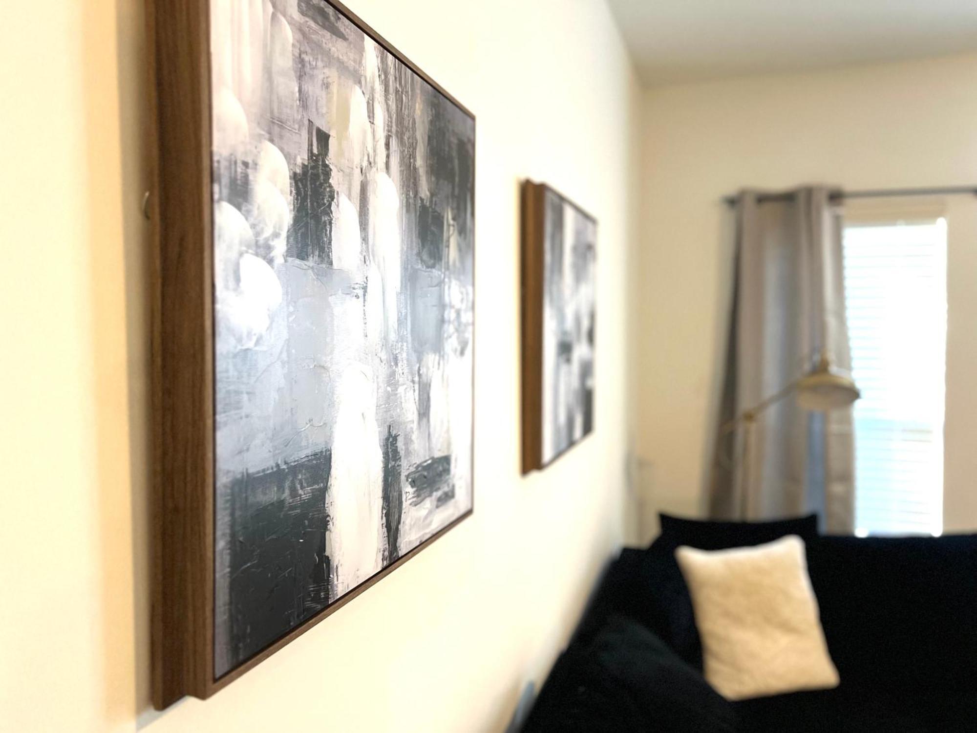 Beautiful At Midtown Apartment *