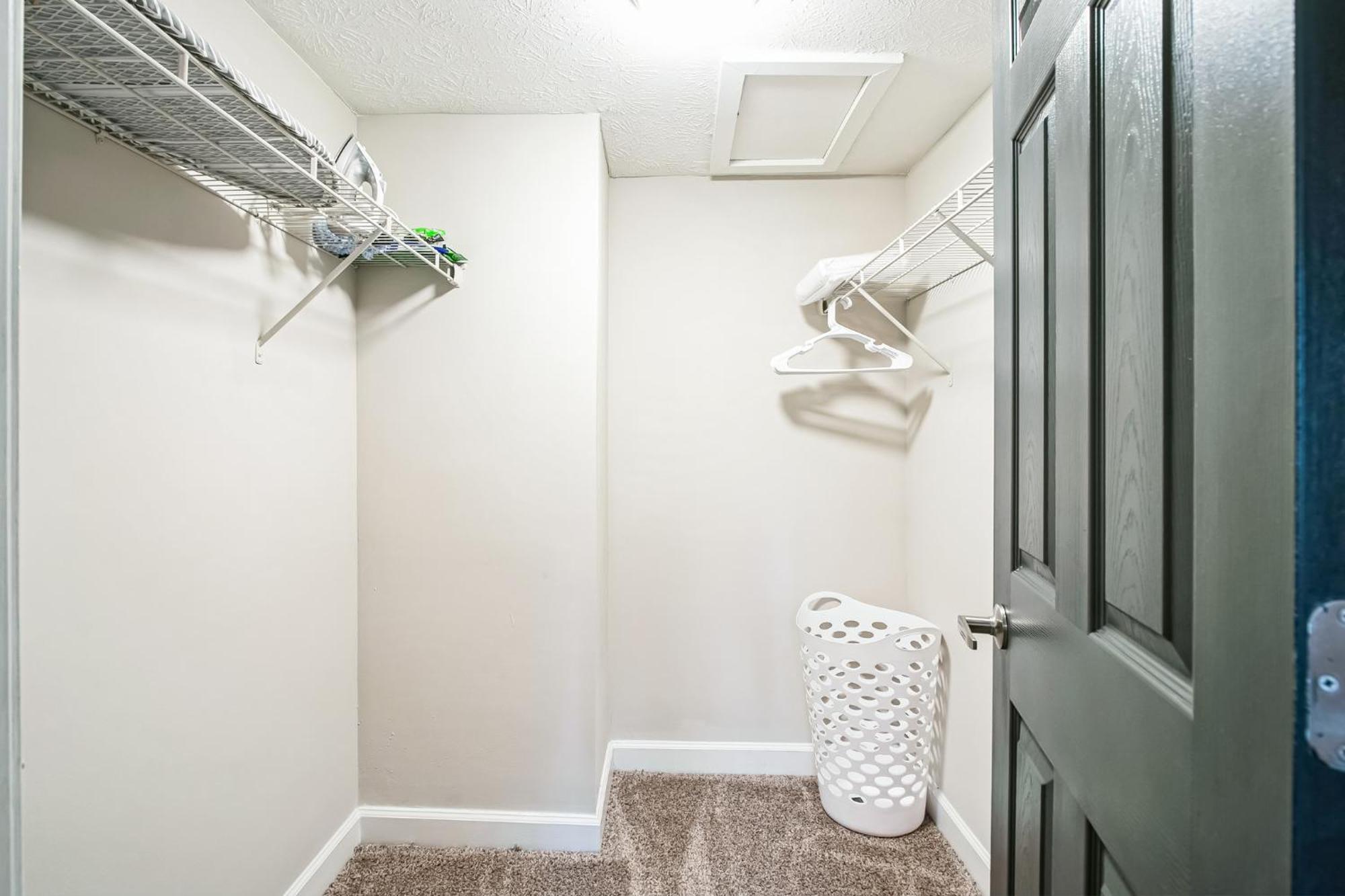 Apartment Halsten At Vinings 3016 Spacious 1 Bed 1 Bath *