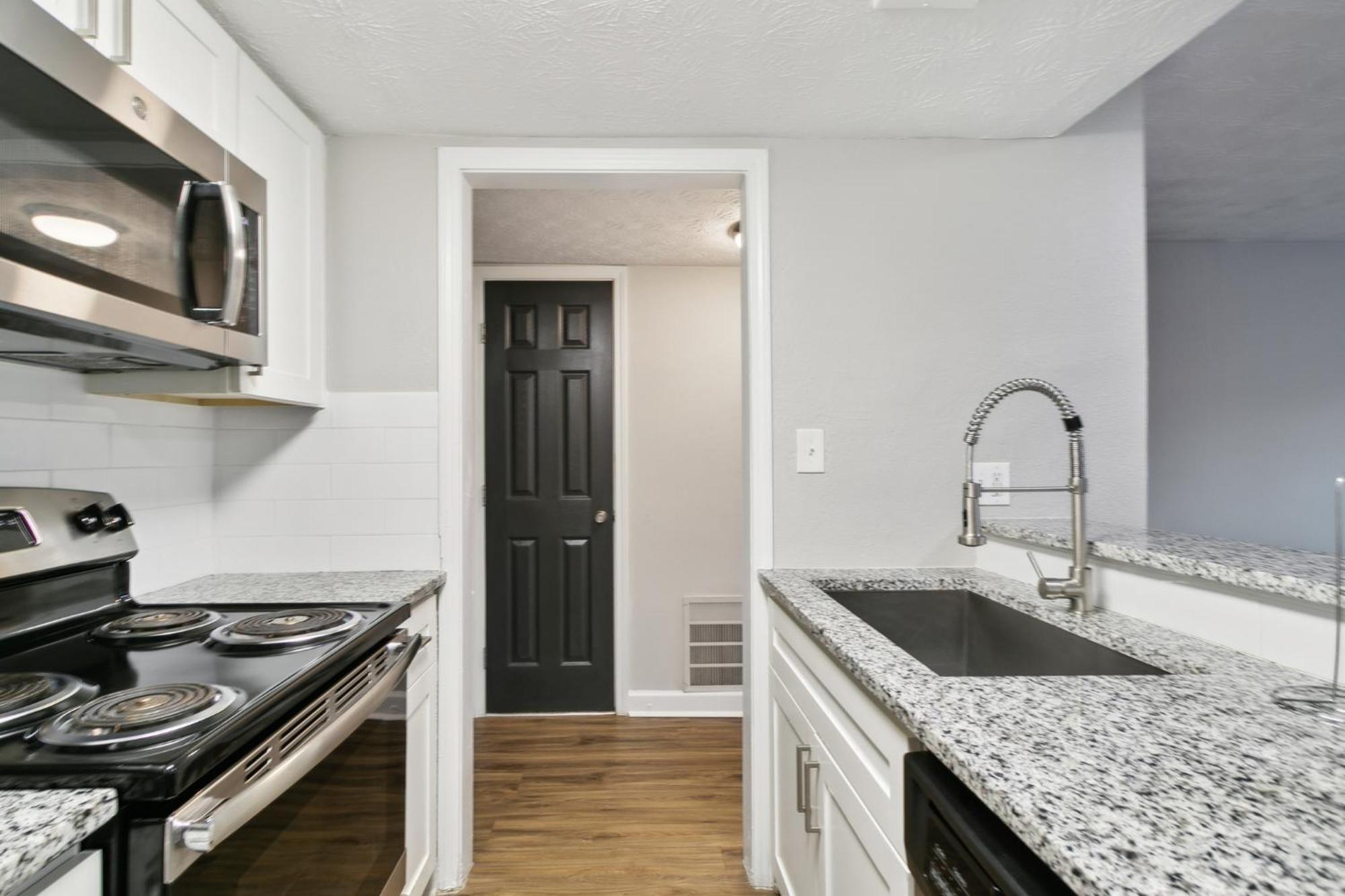 Apartment Halsten At Vinings 3016 Spacious 1 Bed 1 Bath *
