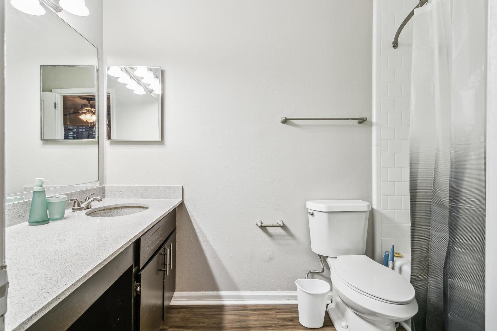Apartment Halsten At Vinings 4603 Spacious 2 Bed 15 Bath *