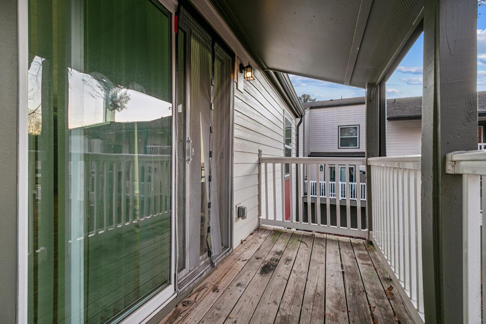 Apartment Halsten At Vinings 4603 Spacious 2 Bed 15 Bath Atlanta