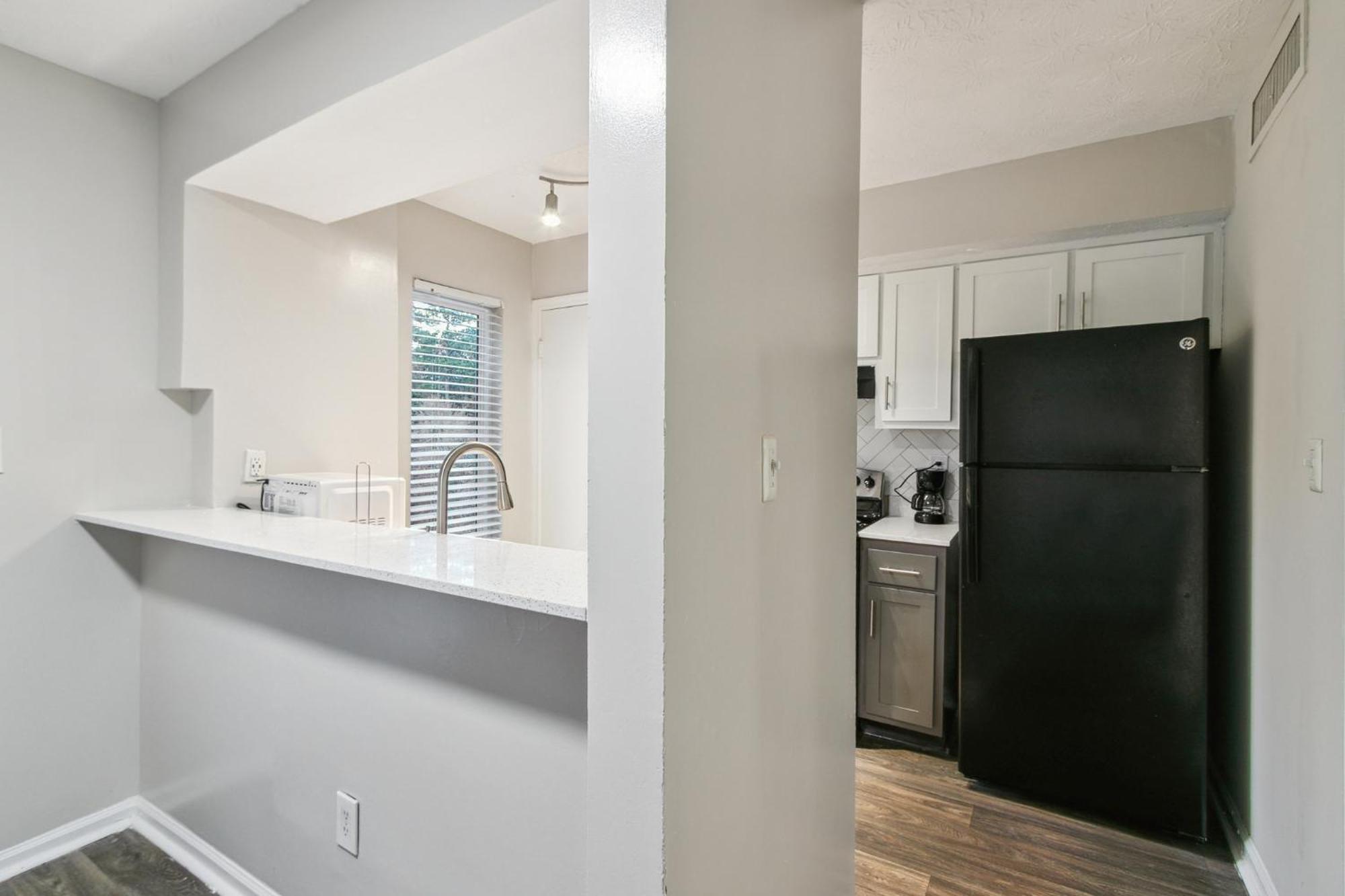 Halsten At Vinings 4203 Spacious 2 Bed 15 Bath Apartment *