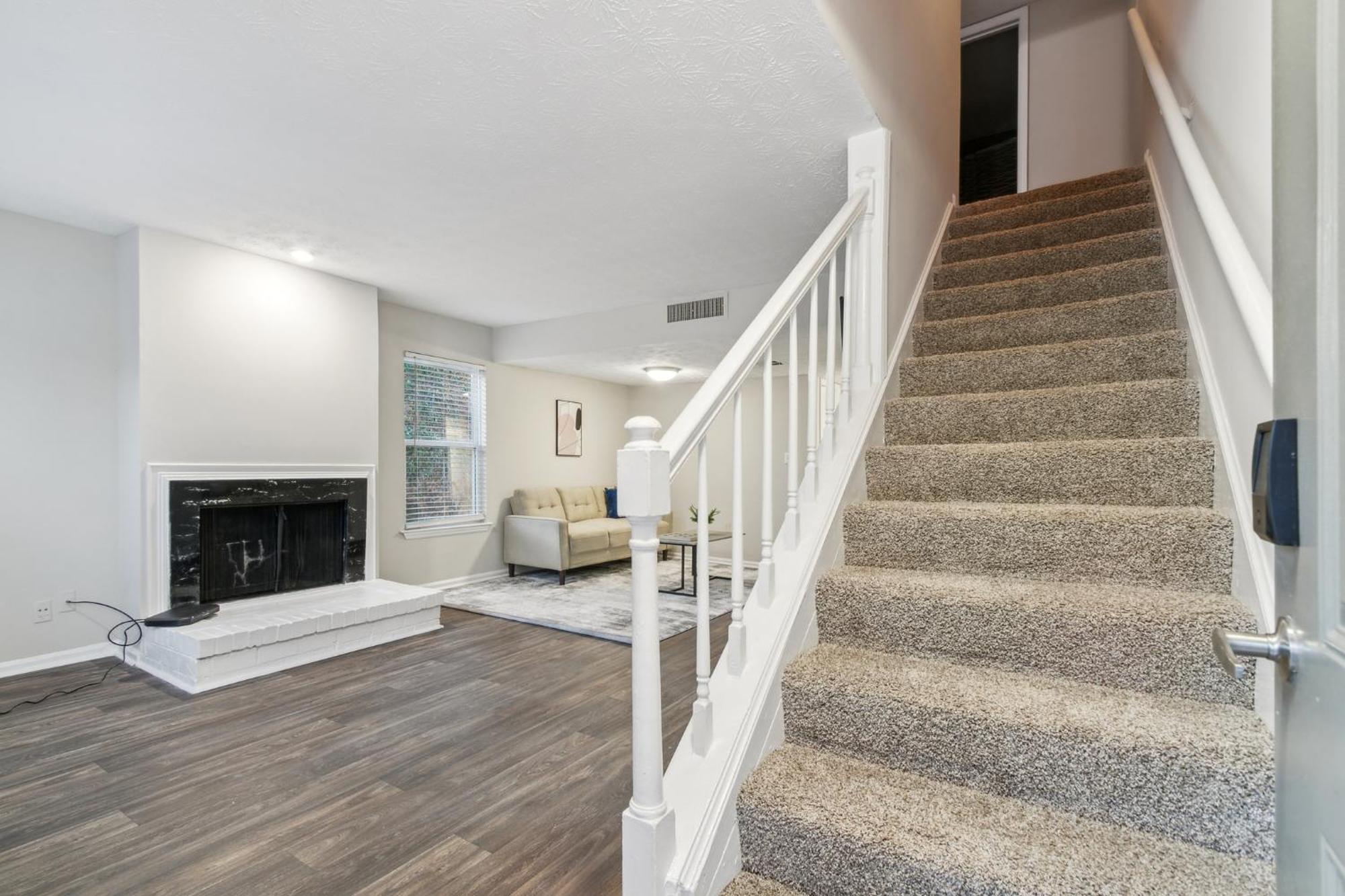 Apartment Halsten At Vinings 4203 Spacious 2 Bed 15 Bath Atlanta