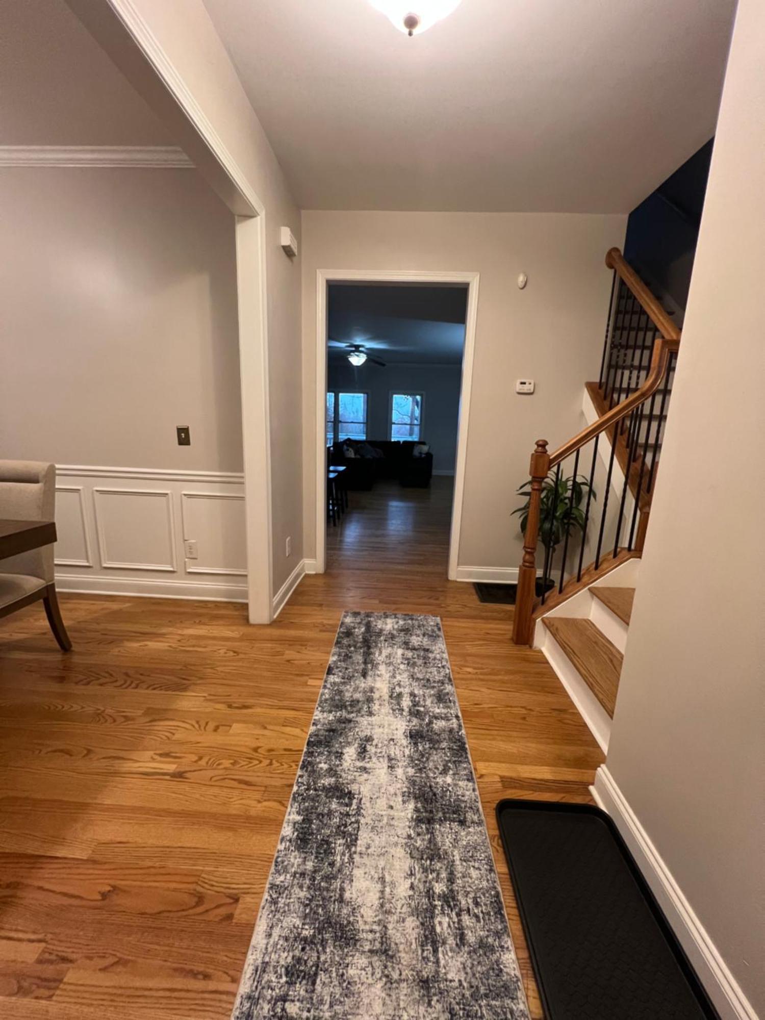 Spacious Gorgeous 3bd With Large Deck Close To Everything Holiday home *