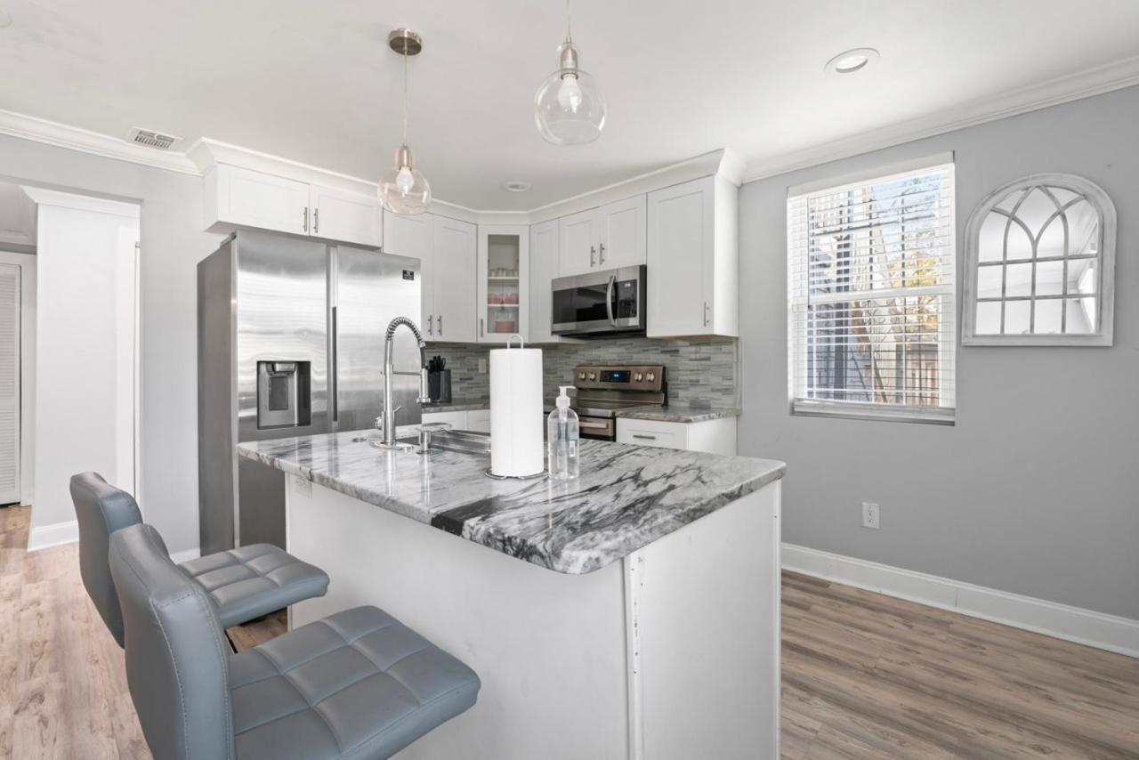 Holiday home Luxurious 4br-4ba Private Duplex In Atl