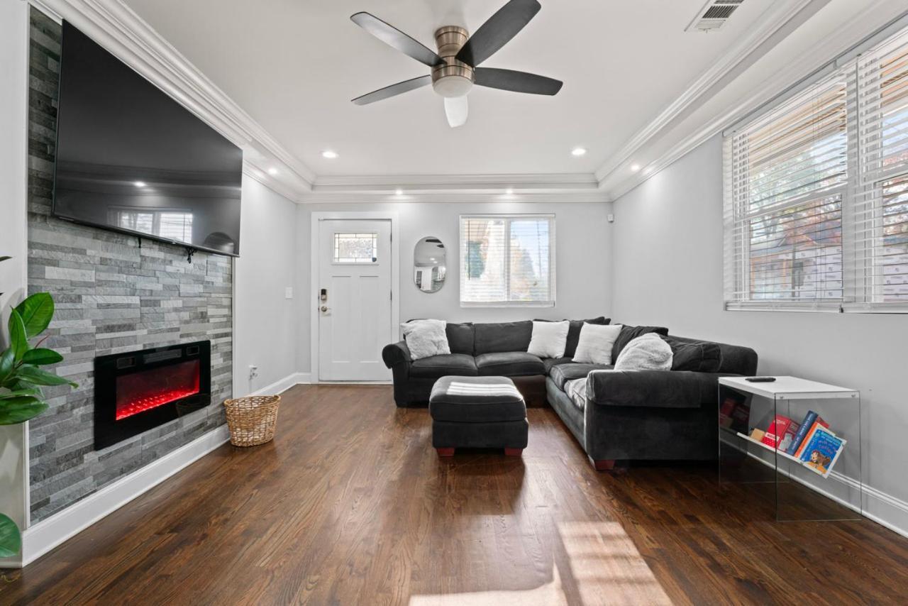 Holiday home Luxurious 4br-4ba Private Duplex In Atl Atlanta