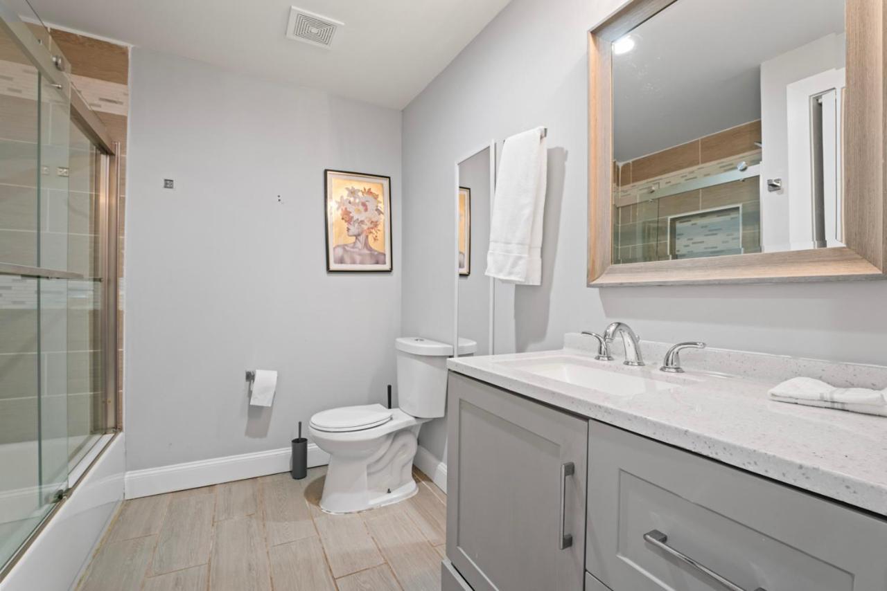 Luxurious 4br-4ba Private Duplex In Atl