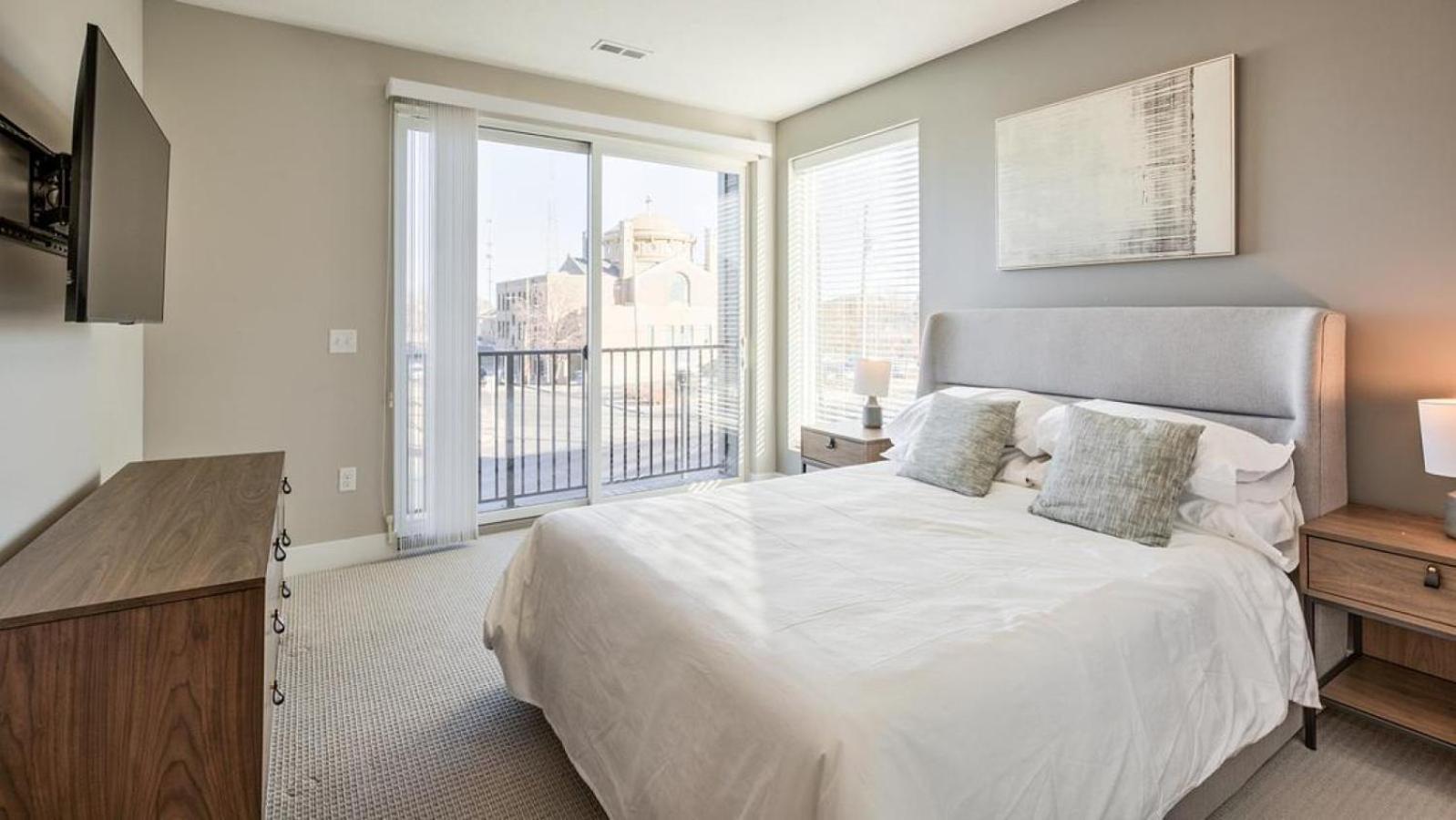 Apartment Landing At The Brady - 2 Bedrooms In Park