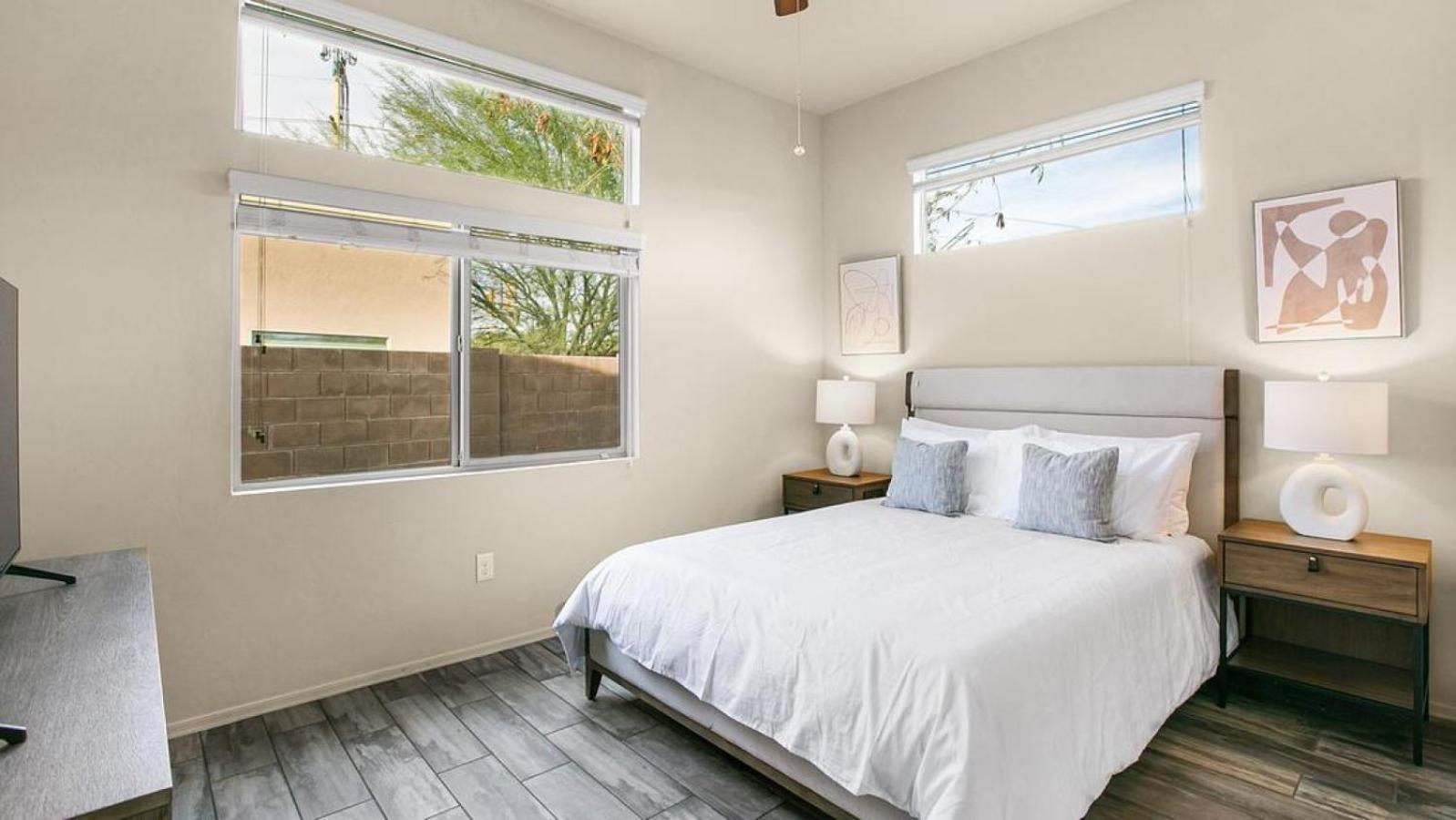 Landing At The Brady - 1 Bedroom In Park Apartment *