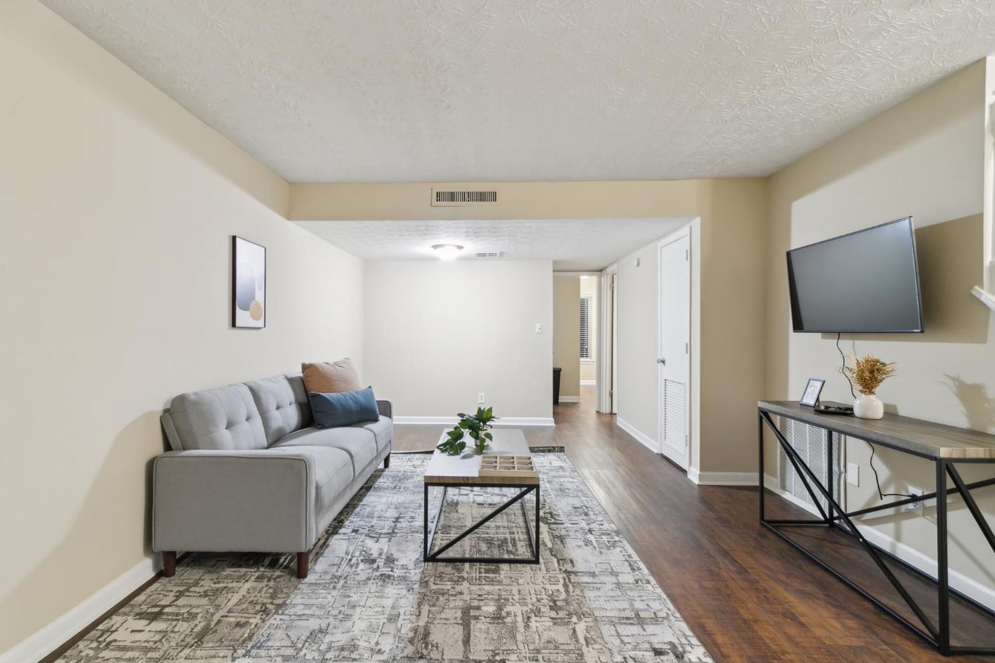 Apartment Halsten At Vinings 1505 L 2 Bed 15 Bath Atlanta