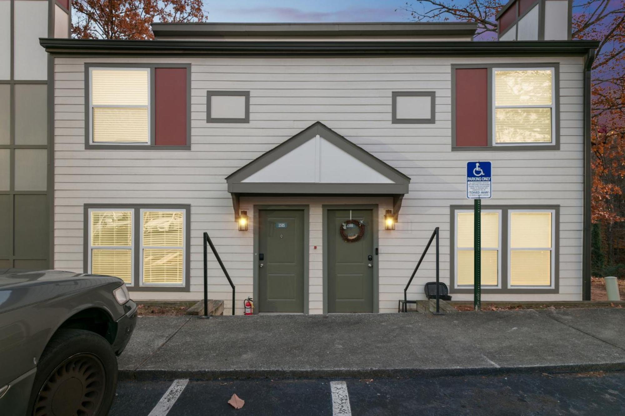 Apartment Halsten At Vinings 1505 L 2 Bed 15 Bath *