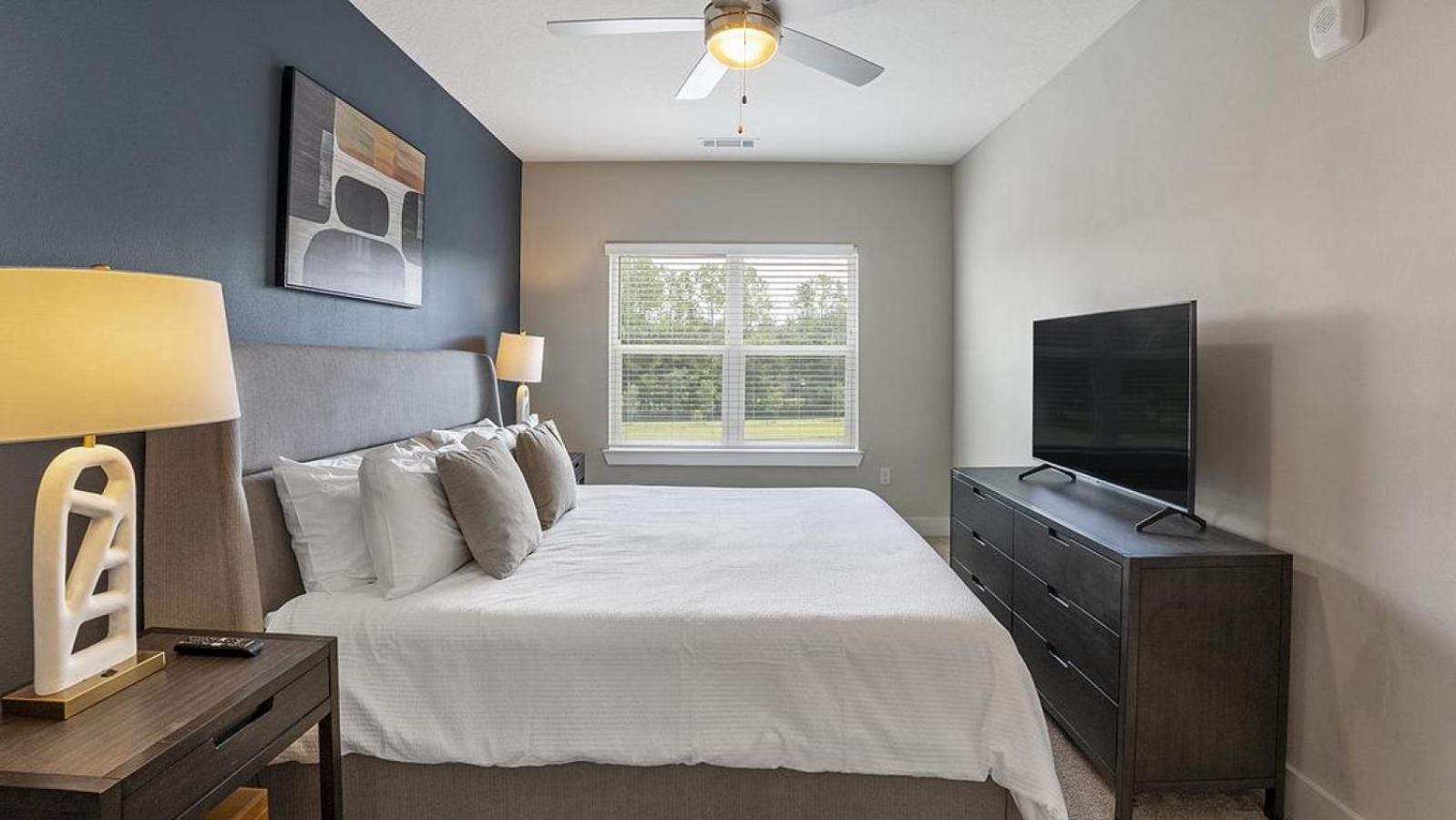 Landing At Series Riverview Landing - 1 Bedroom In * Atlanta