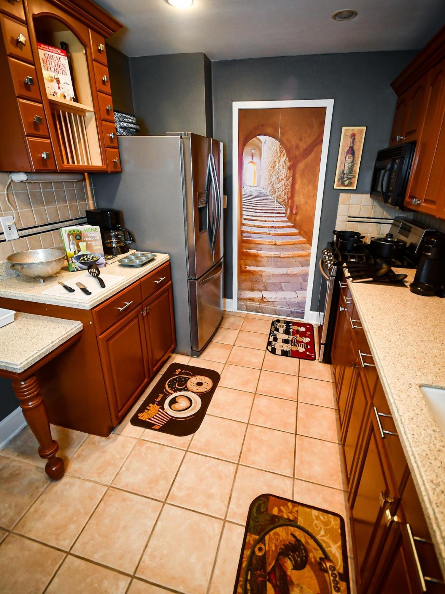 Perfect Dtwn 2 Bed W Cali King Bed And Gym Apartment