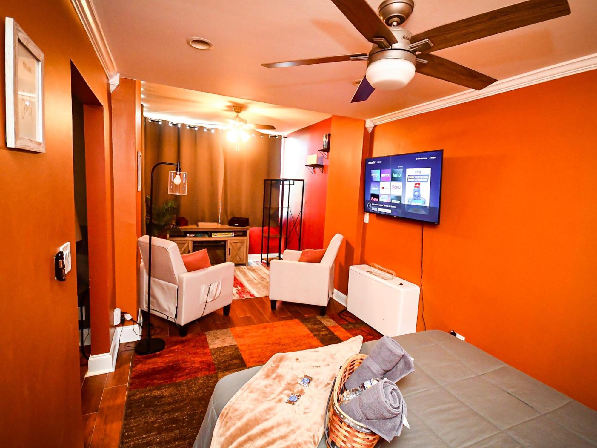 Perfect Dtwn 2 Bed W Cali King Bed And Gym * Atlanta