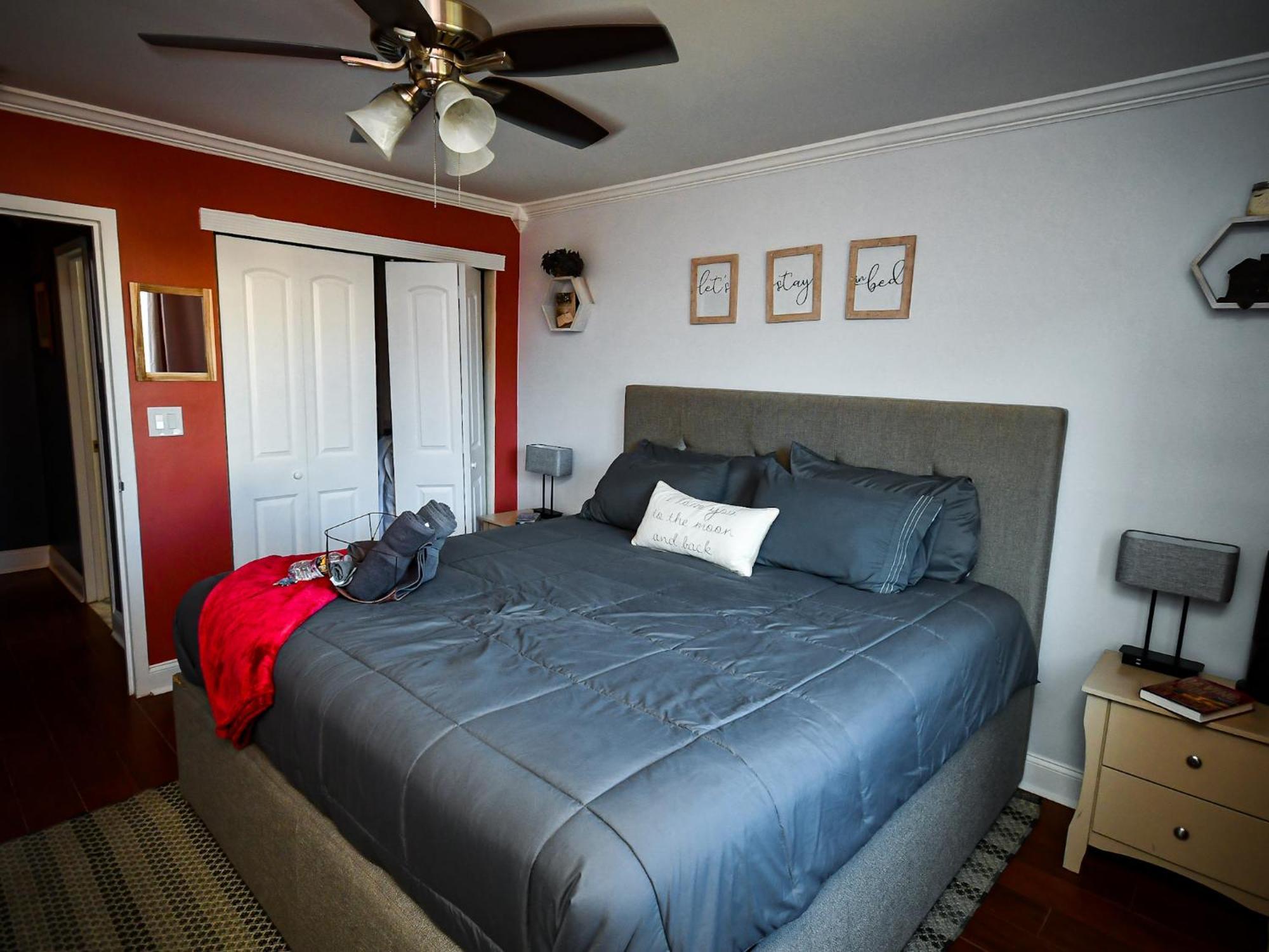 Apartment Perfect Dtwn 2 Bed W Cali King Bed And Gym
