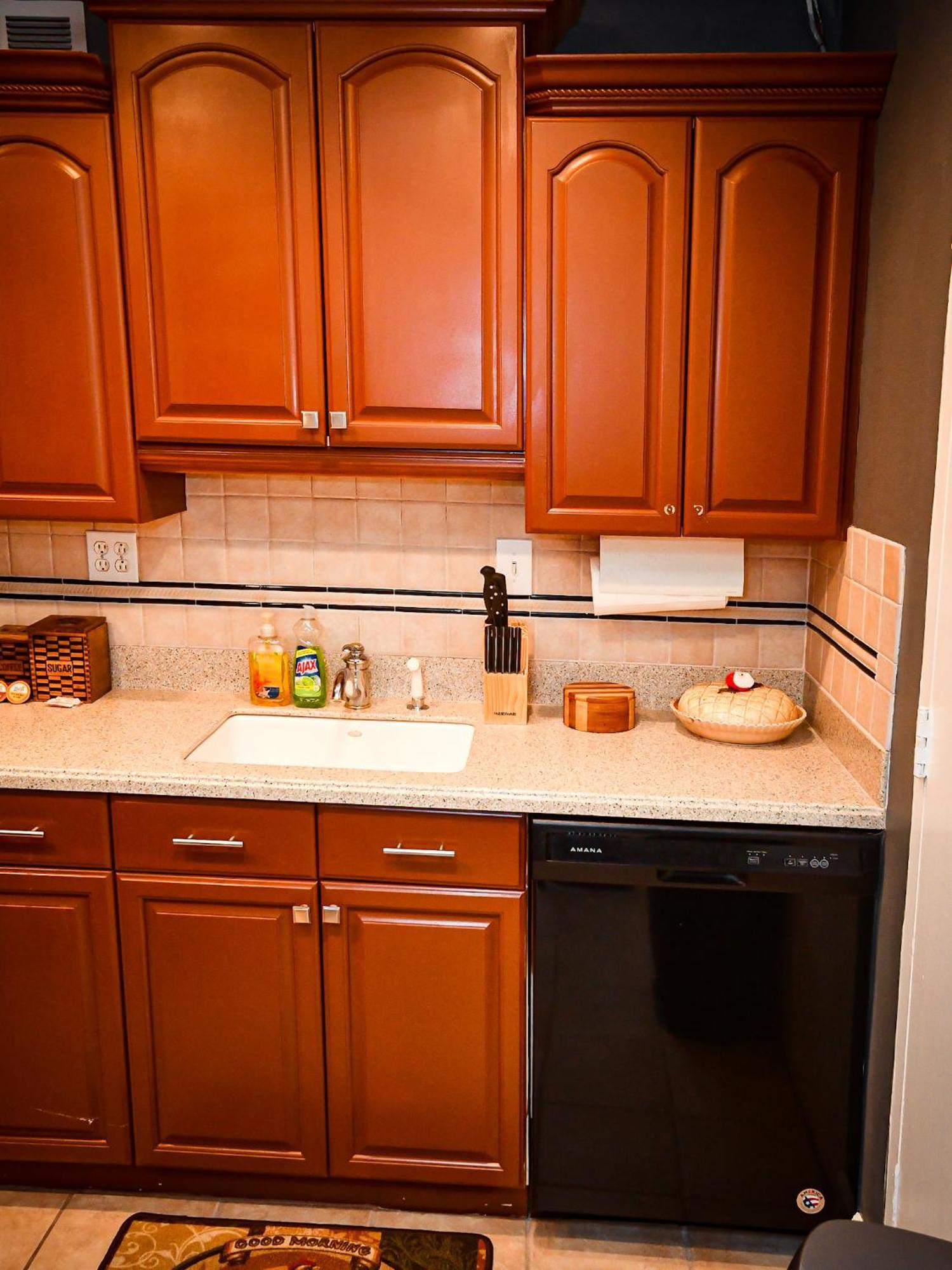 Perfect Dtwn 2 Bed W Cali King Bed And Gym * Atlanta