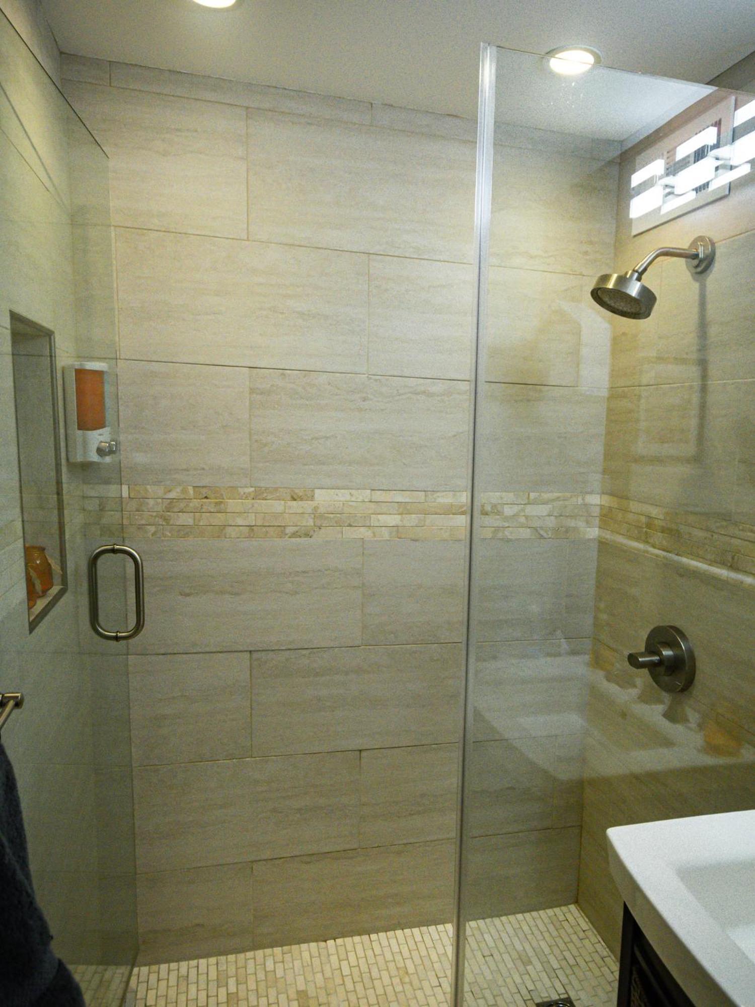 Perfect Dtwn 2 Bed W Cali King Bed And Gym Apartment *