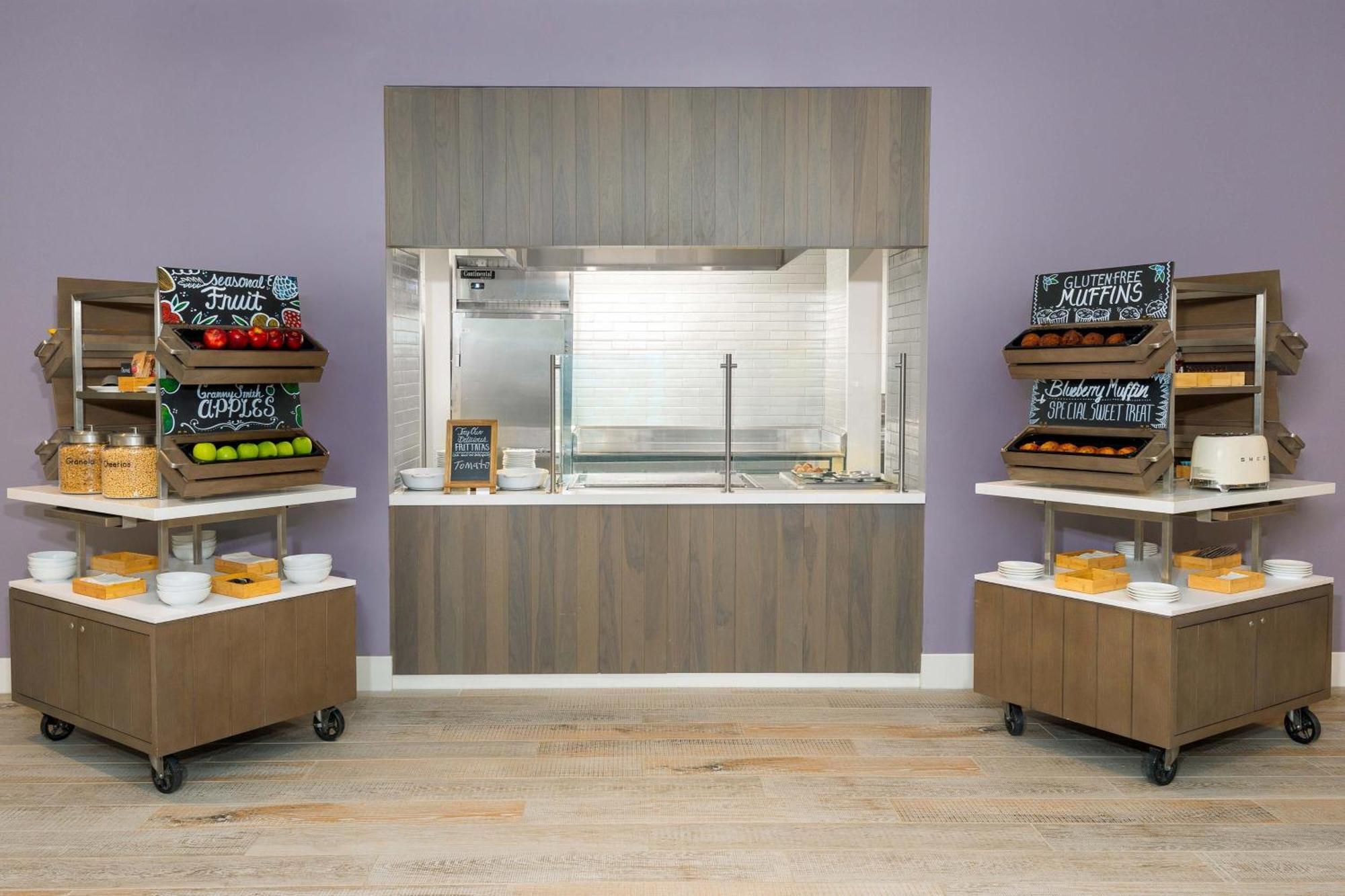 Hotel Element Midtown 3*