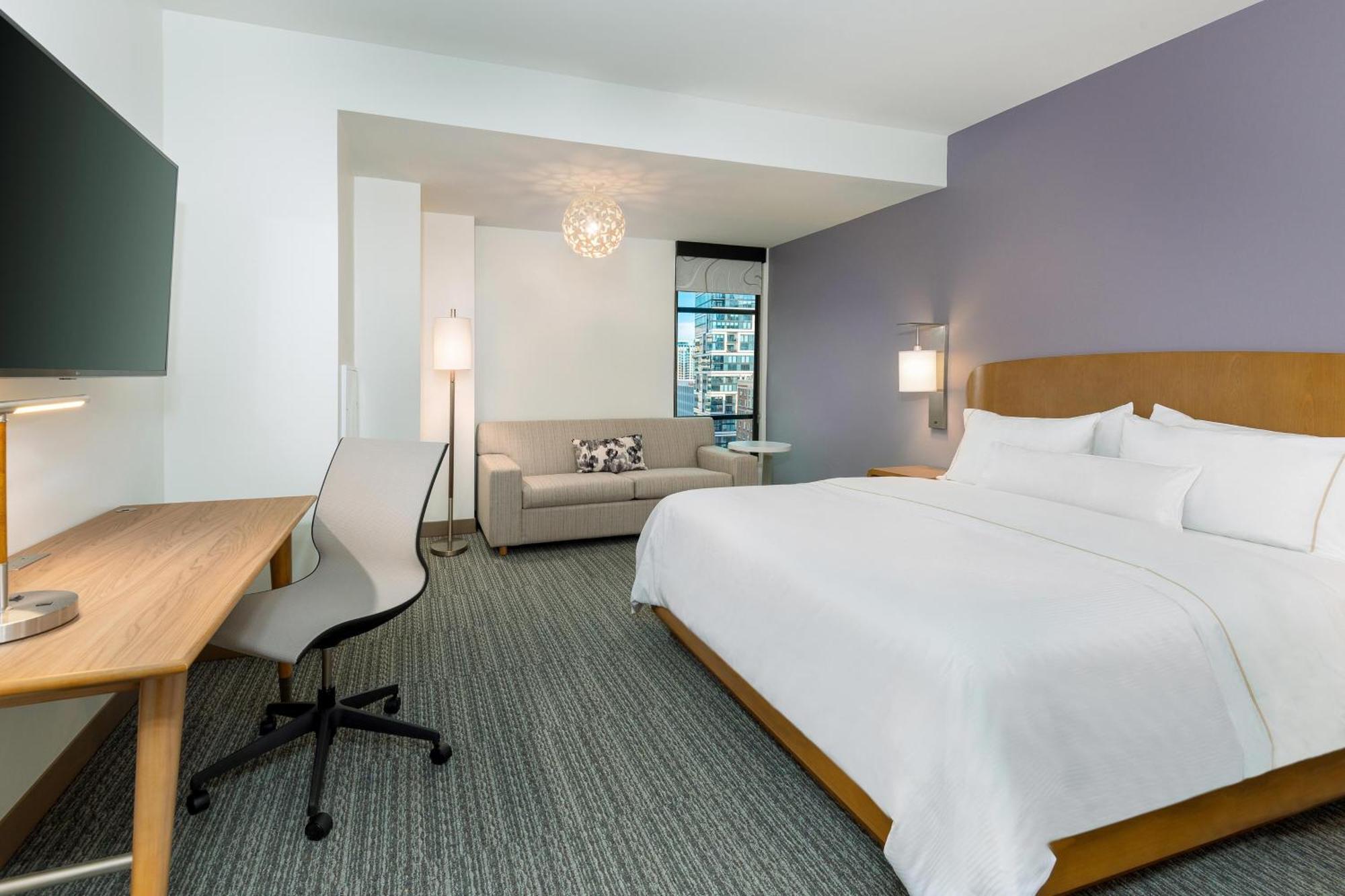 Element Midtown 3*