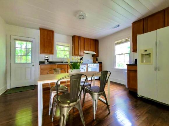 Holiday home Exquisite 4bedroom Home-sleep 14 *
