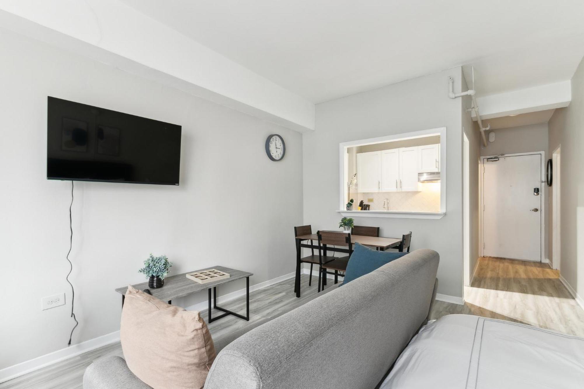 Crest At Peachtree 305 Spacious 1 Bd 1 Bth Apartment Atlanta