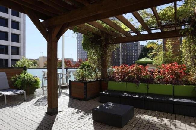 Crest At Peachtree 531 Spacious 1 Bd 1 Bth