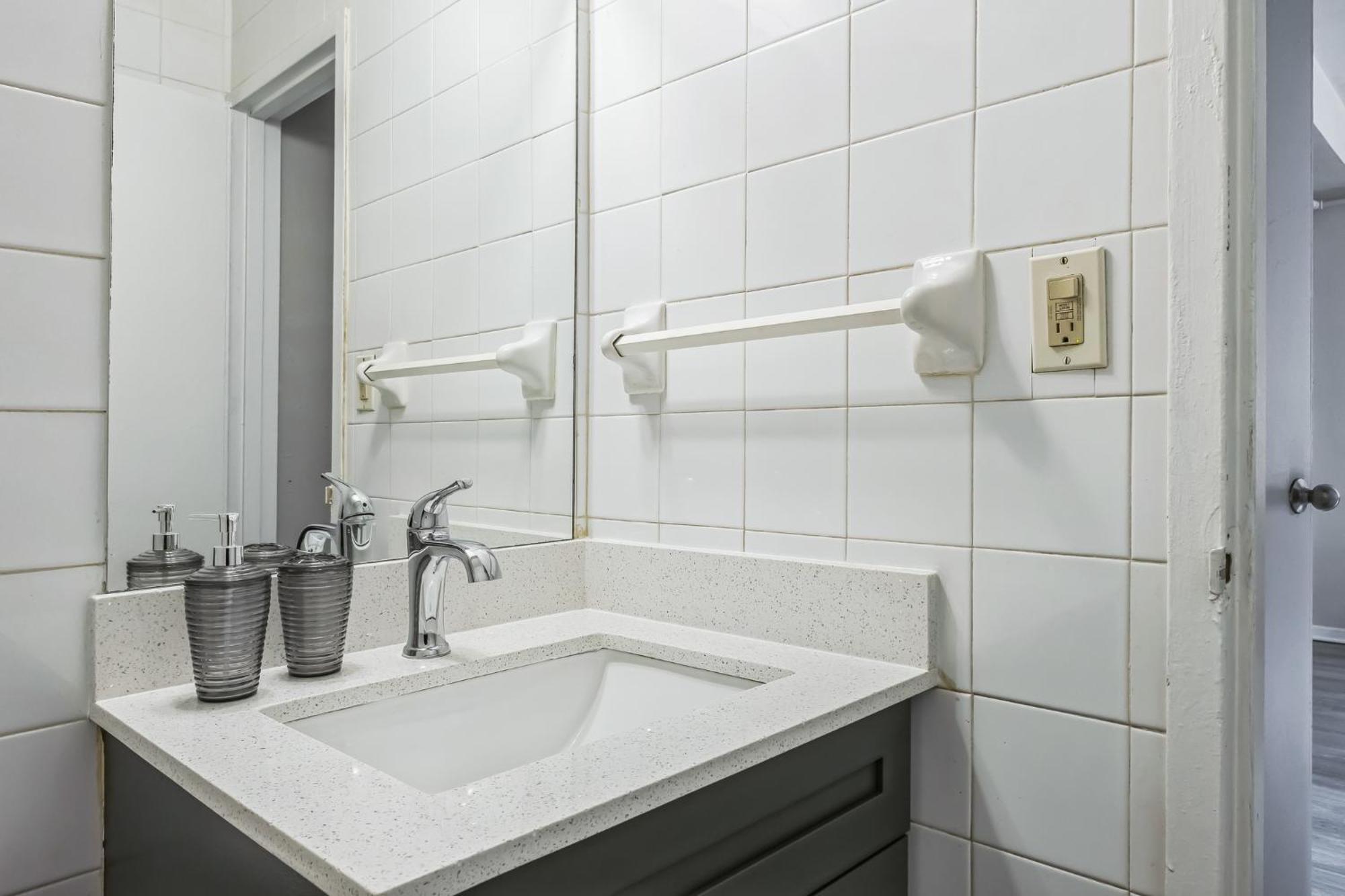 Apartment Crest At Peachtree 531 Spacious 1 Bd 1 Bth Atlanta