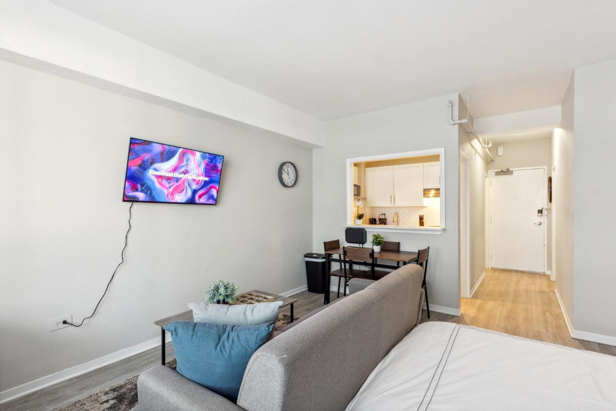 Apartment Crest At Peachtree 503 Spacious 1 Bd 1 Bth *