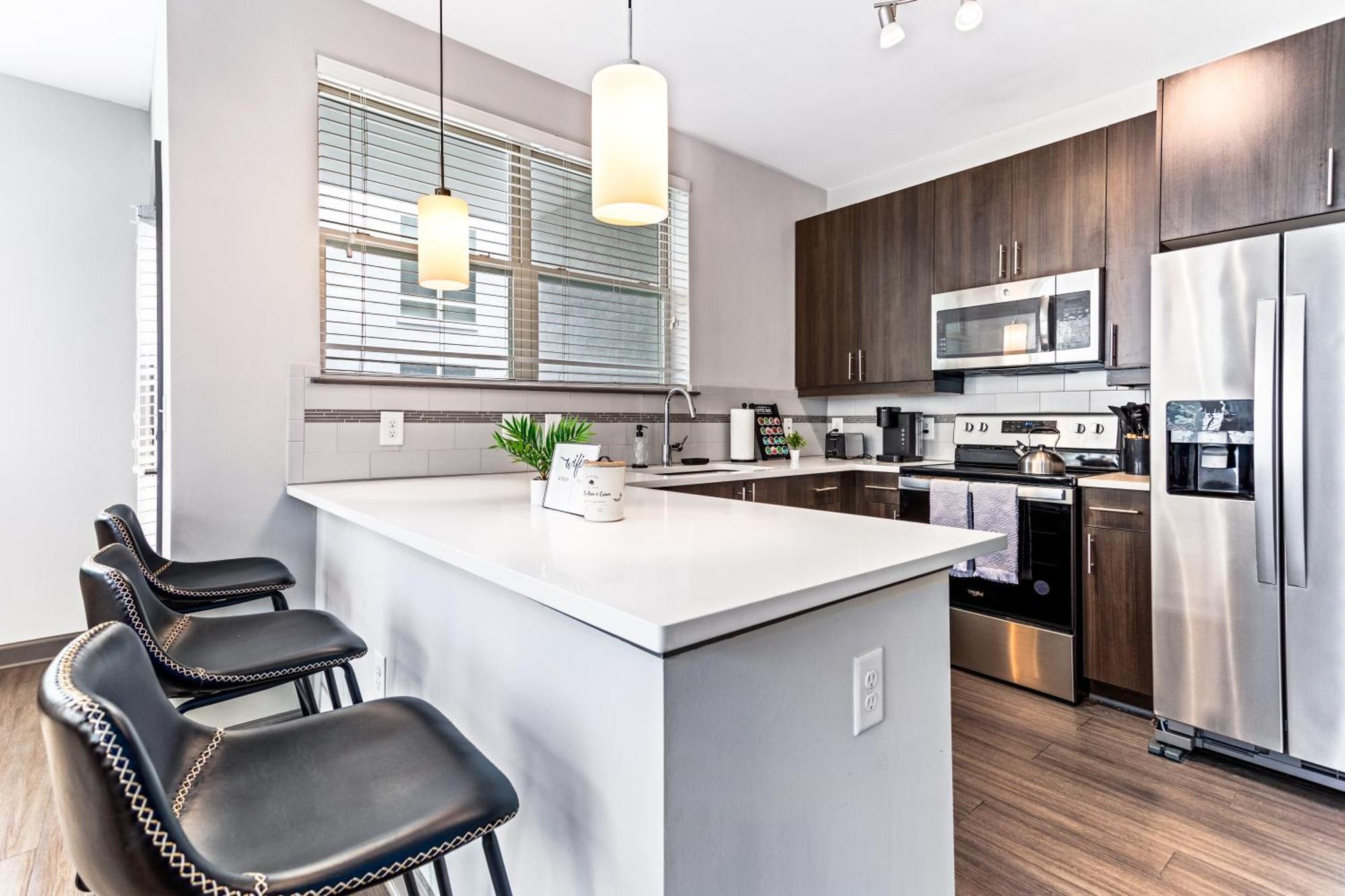 2 Bed 2 Bath In The Heart Of Buckhead *