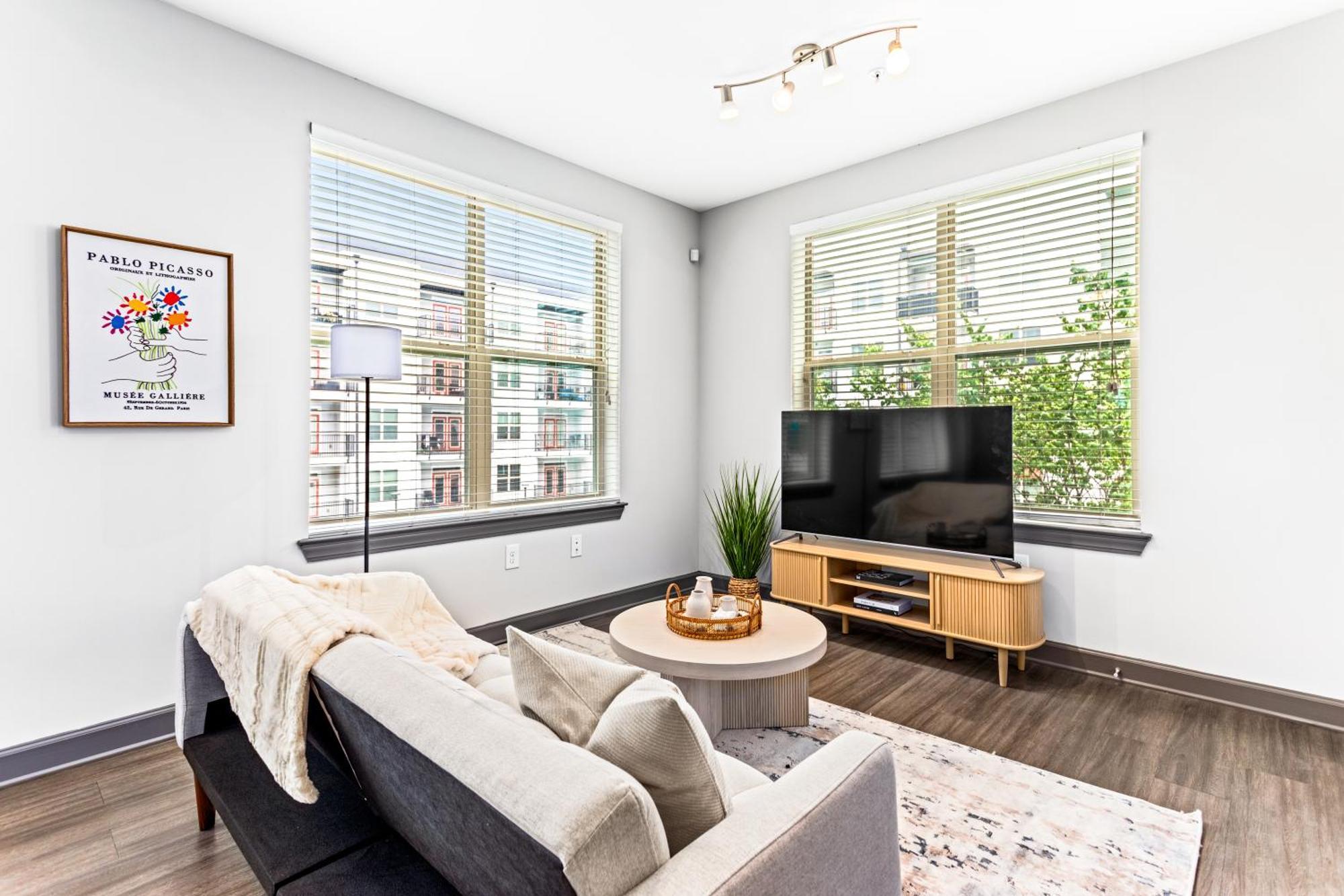 Apartment 2 Bed 2 Bath In The Heart Of Buckhead