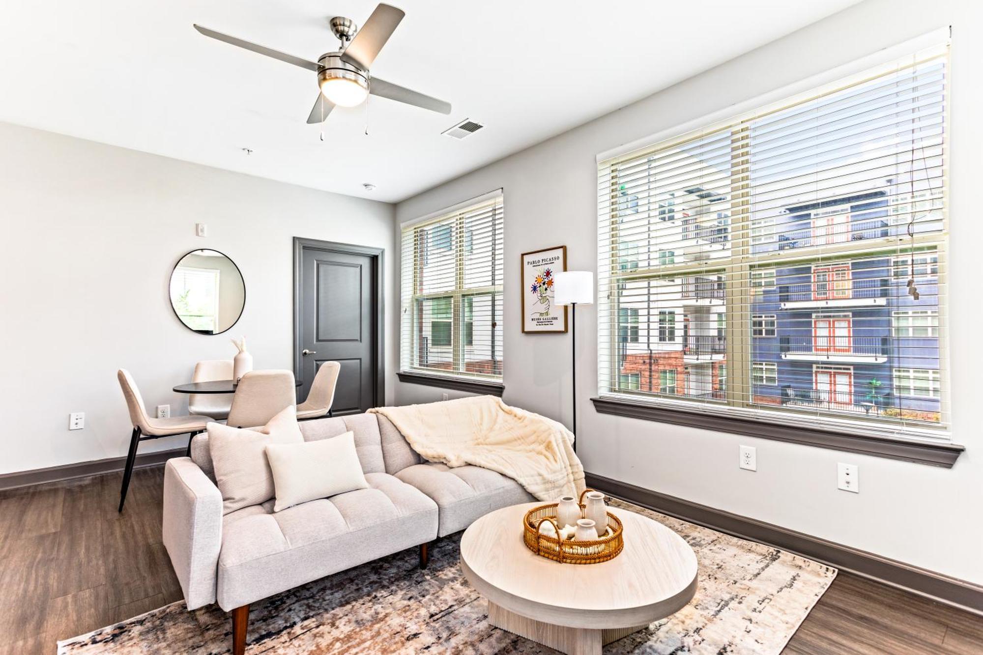 2 Bed 2 Bath In The Heart Of Buckhead Atlanta